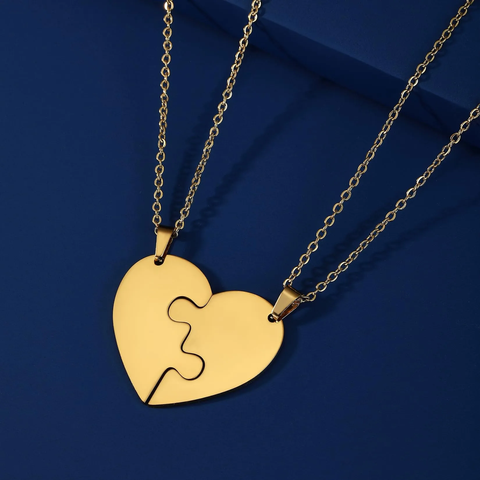 EUEAVAN Collana con cuore spezzato Ciondolo della migliore amica BFF Foever Due mezzi cuori Collana con cuore abbinato Gioielli di coppia Regalo di San Valentino (oro) - immagine 3