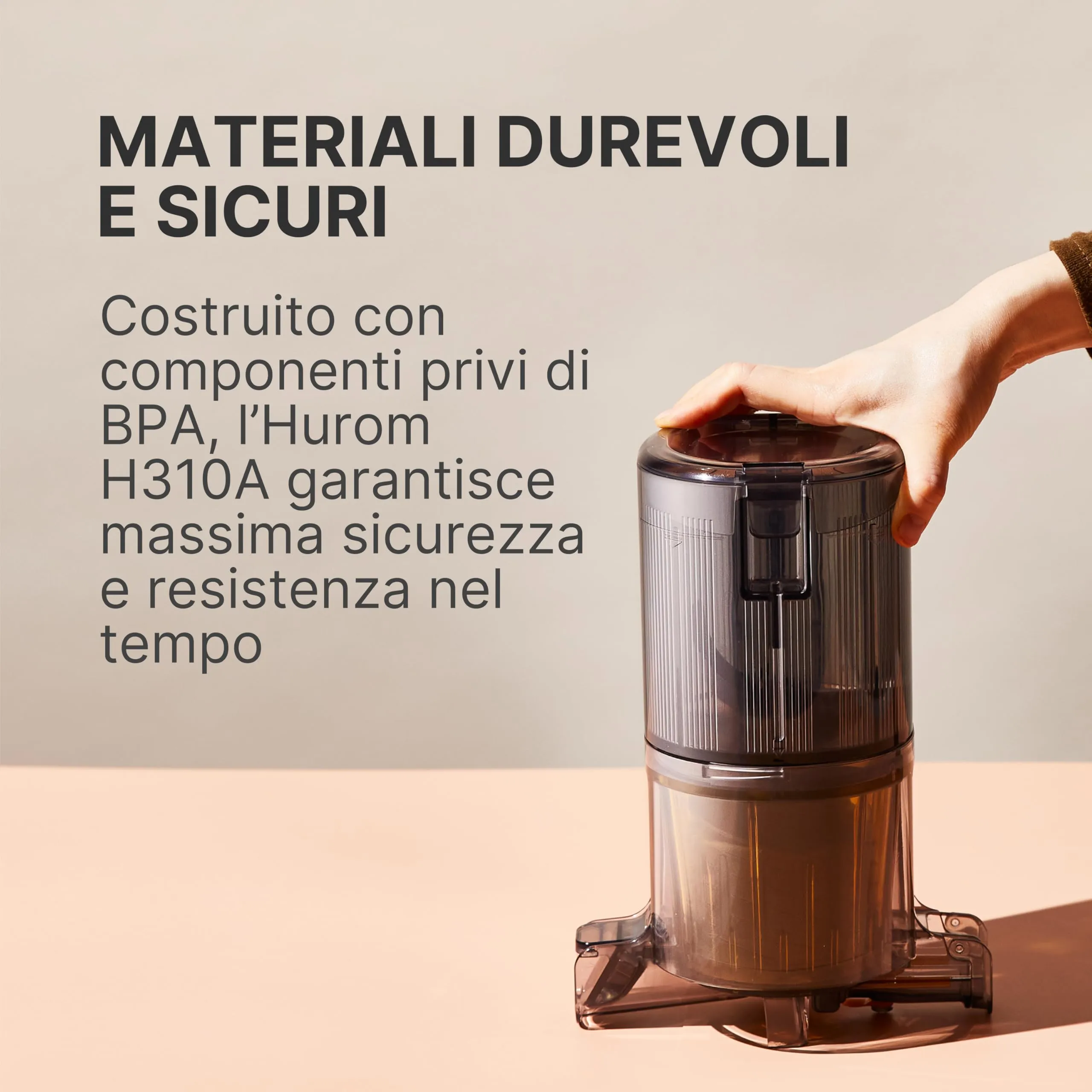 HUROM | Estrattore di succhi | Estrattore per succhi di frutta e legumi | H310A | pressa a freddo | motore silenzioso | facile da pulire | design compatto | 220ml | 100 Watt | Senza BPA (Charcoal) - immagine 8