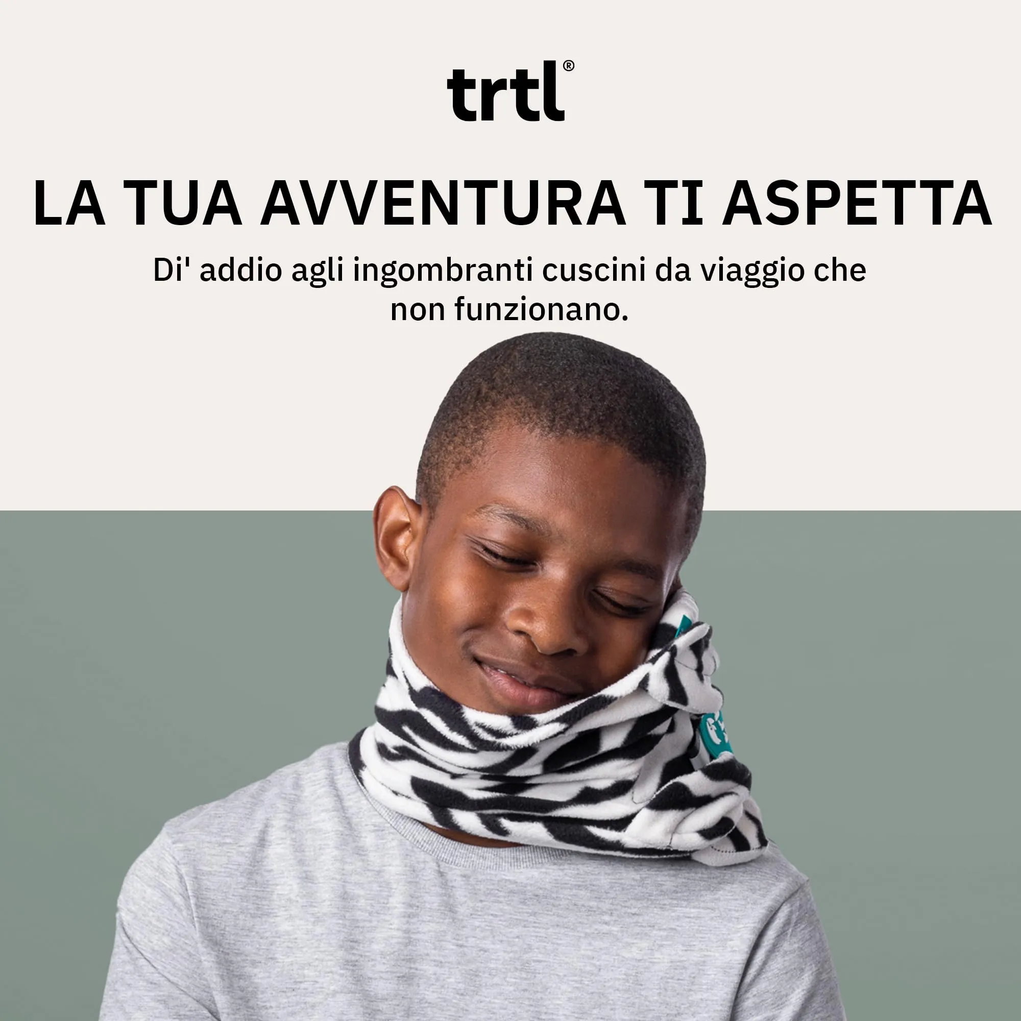 trtl Pillow Junior - Cuscino da Viaggio per Bambini con Supporto Interno per il Collo, Ergonomico e Materiale Ipoallergenico. Accessorio da Viaggio per Bambini dagli 8 Anni in su' (Aqua Pop) - immagine 6