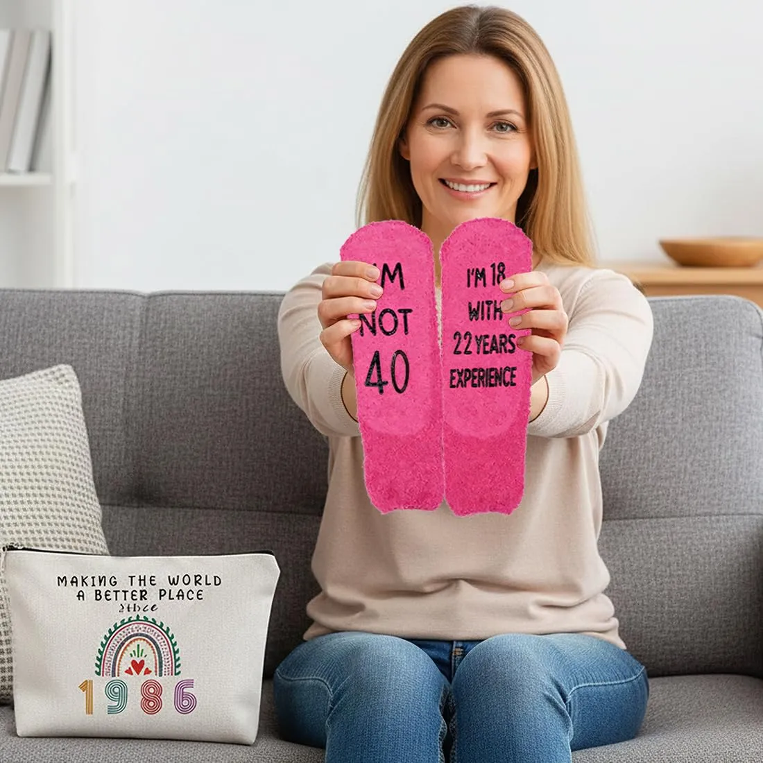 BAHME 2 Pcs Beauty Case Perfetto Per Il 40º Compleanno, Ideale Come Regalo, Regali di Compleanno per Donne, tra Cui Borsa per il Trucco e Calzini di Compleanno Ideali per Donne (1986-40 anni) - immagine 4