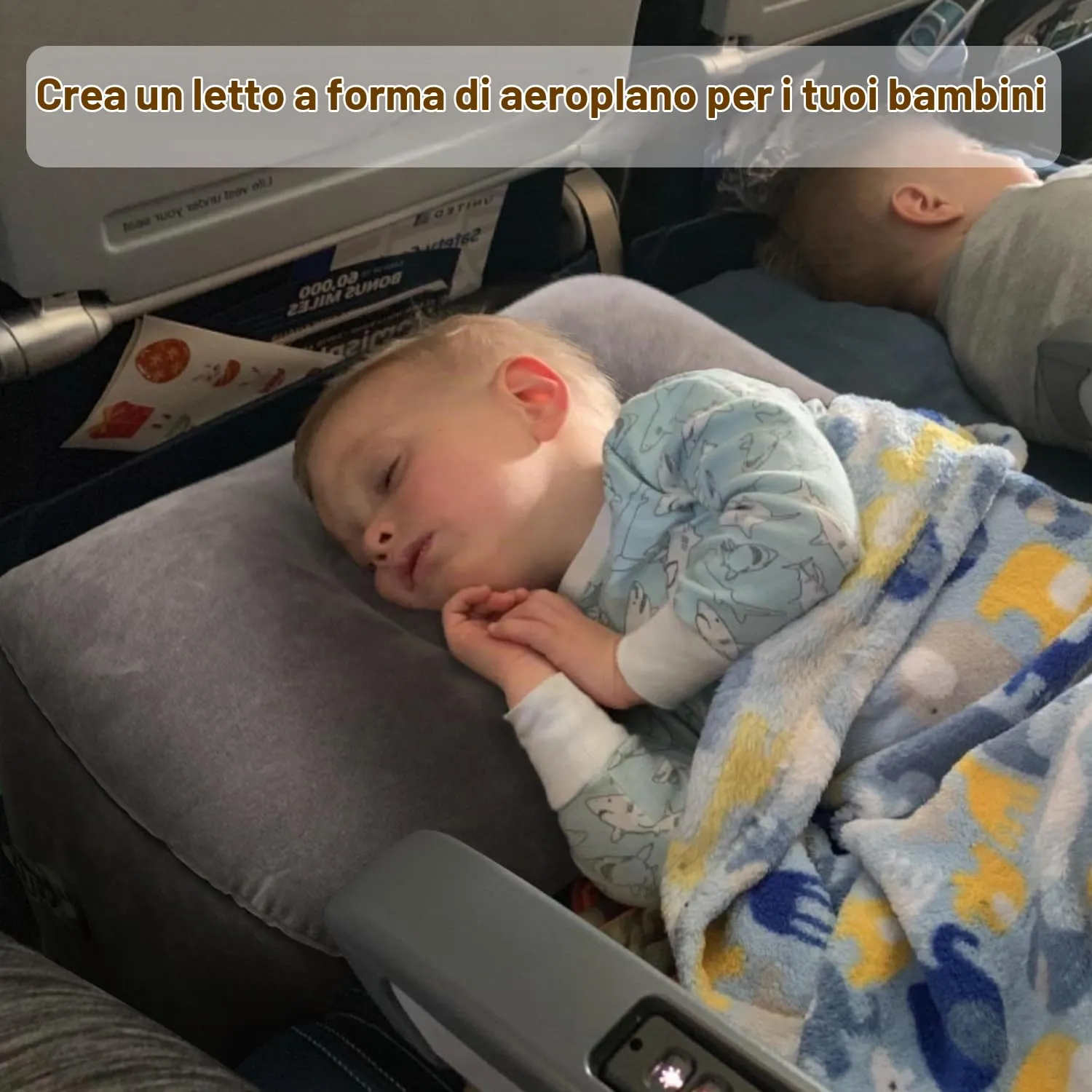 Maliton Poggiapiedi/cuscino gonfiabile per gambe | altezza regolabile | crea un letto piatto per bambini e bambini | ideale per aereo, treno, auto, viaggi (grigio, 2 pezzi) - immagine 4