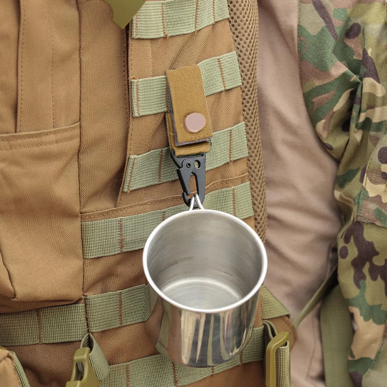 TRIWONDER Portachiavi da Cinturone Tattico con Moschettone, Gancio Portachiavi Militare in Nylon per Caccia Escursioni Polizia e Guardia Giurata (A - Cachi - 4 Pezzi) - immagine 8