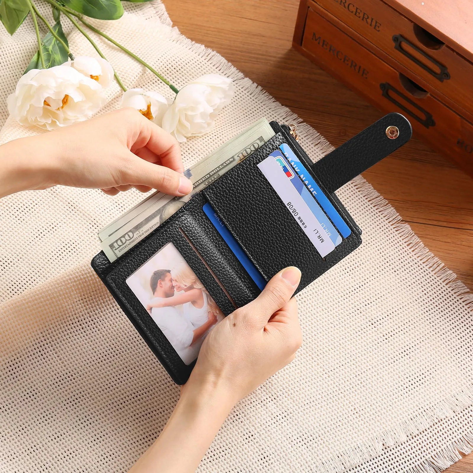 GOIACII Portafoglio Donna Piccolo in Pelle, RFID Blocco Portamonete Donna Sottile Porta Carte di Credito con 9 Scomparti per Carte e 3 Finestra di Identificazione - immagine 5