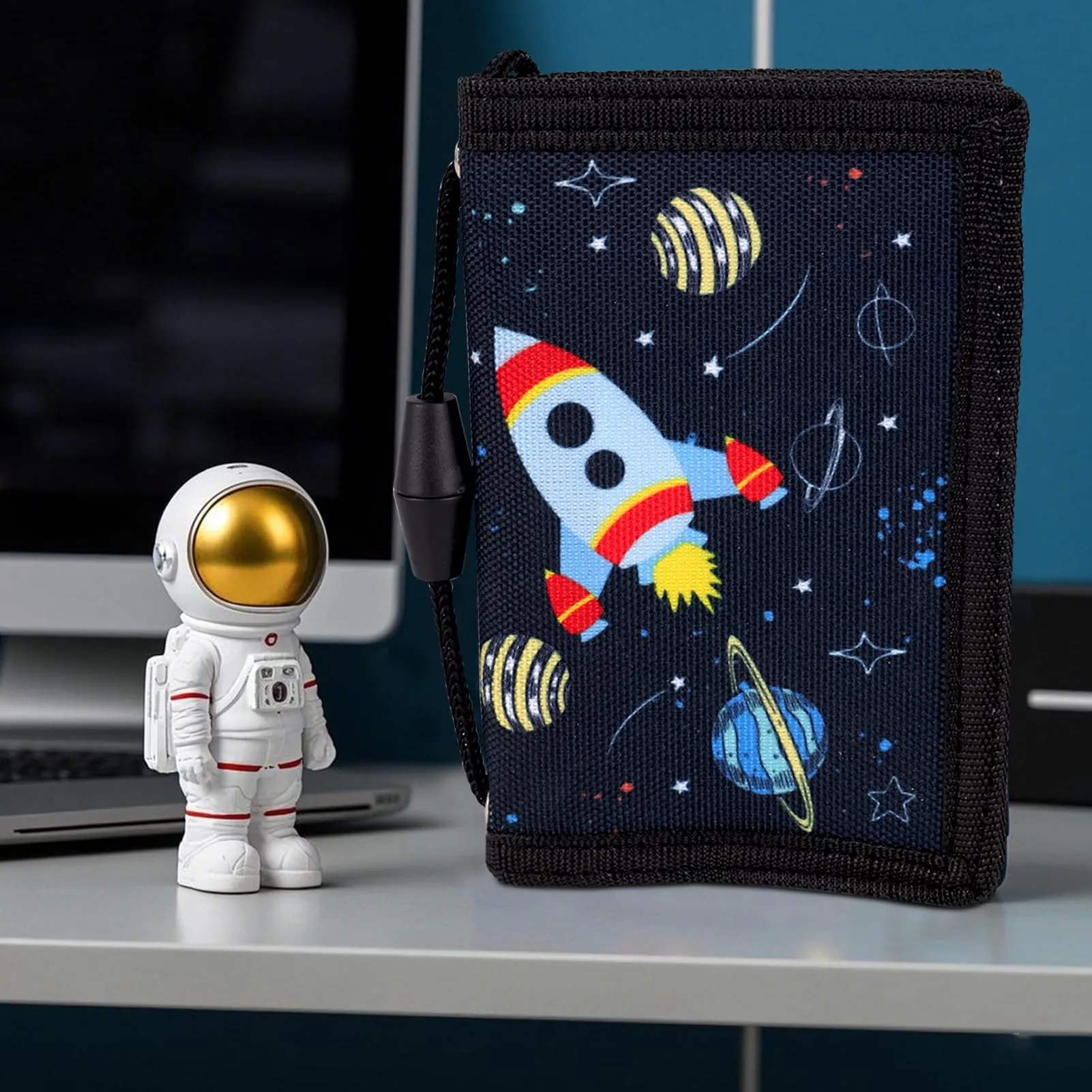 GADITIEK Portafoglio Bambino, Portafogli Bambini Trifold con Cordino, portafoglio ragazzo per Bambini di Età Compresa Tra 5 e 12 Anni Regalo di Natale di Compleanno (Razzo) (Razzo) - immagine 6