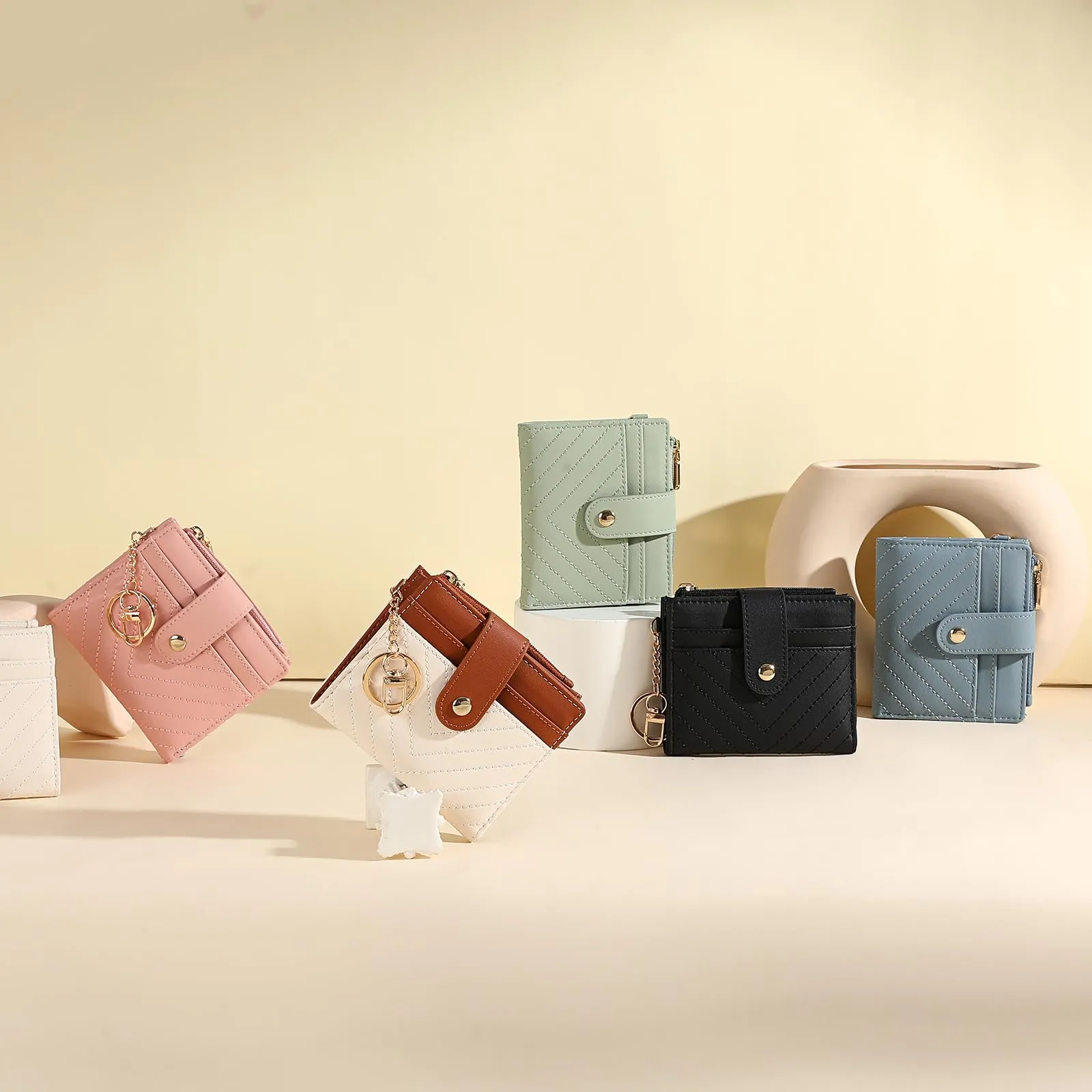 GAEKEAO Portafoglio Donna Piccolo con Blocco RFID, Portamonete Donna in Pelle PU con Cerniera e chiusura a Scatto Scomparti per Carte Multipli Porta Carte di Credito, Beige - immagine 8