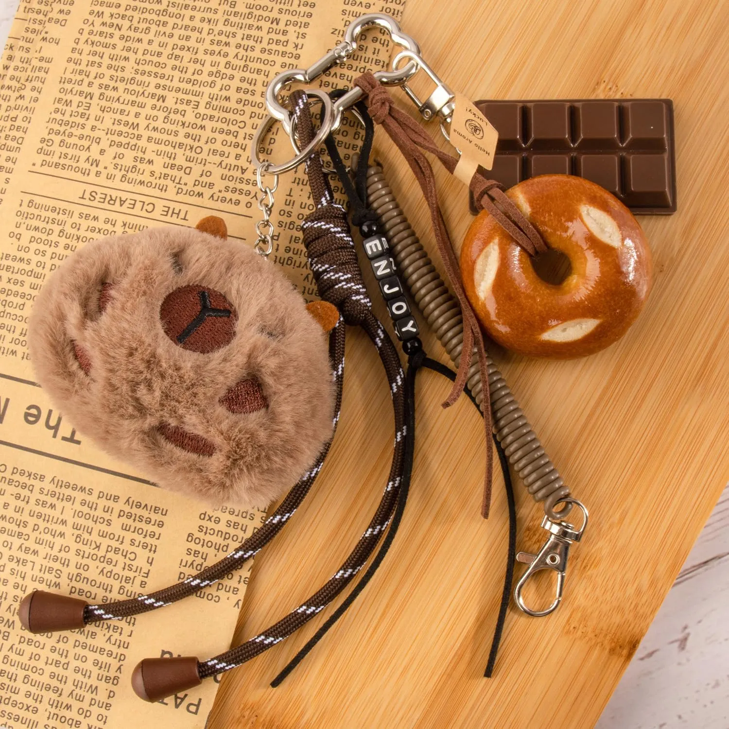Georgie Porgy Portachiavi Borse Accessori per Donna Borsa Ciondolo Borsa Charm Zaino Scuola Borsa Sportiva Cute Keychain Regali per Ragazze (Capybara Pane Enjoy) - immagine 5