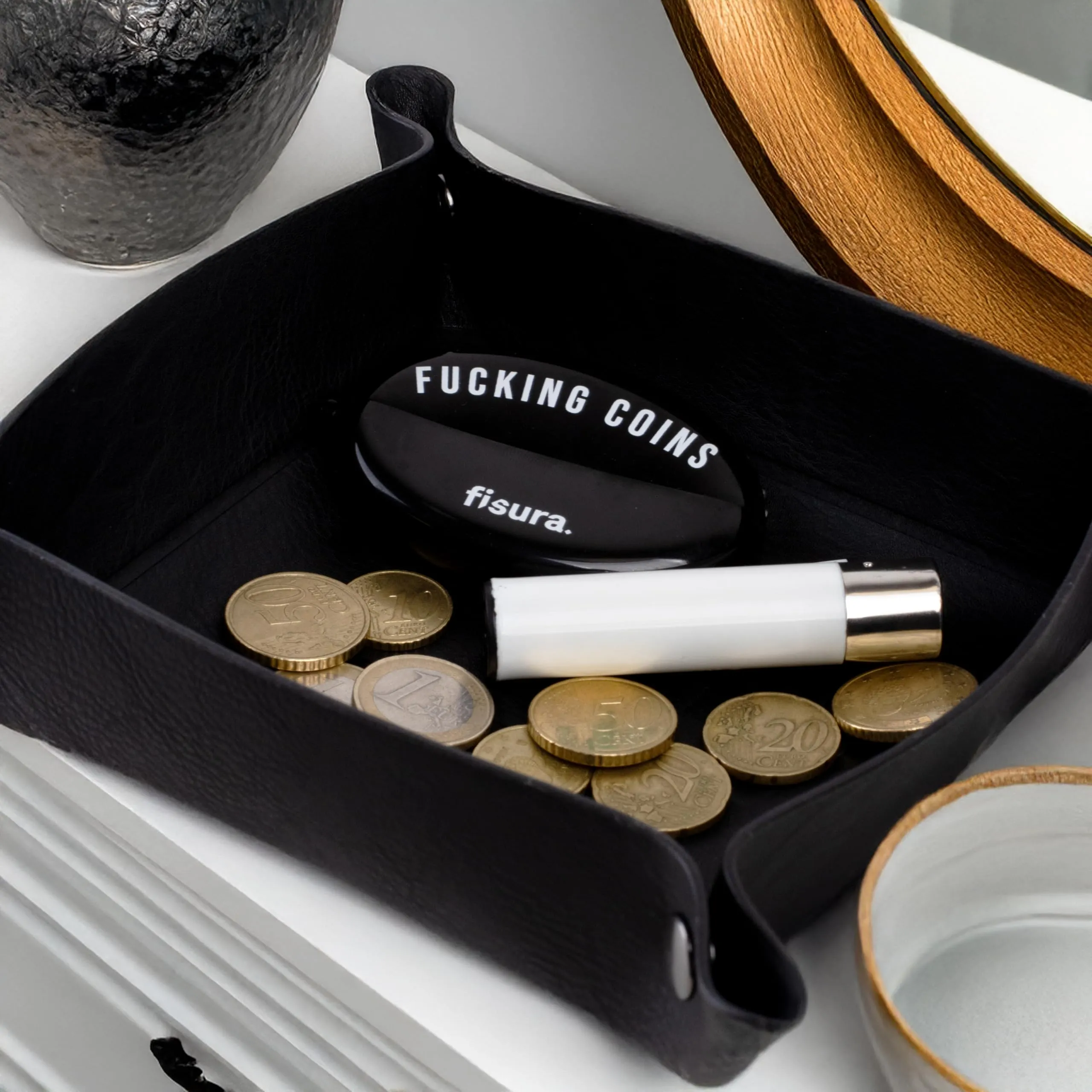 Fisura – Portamonete ovale in gomma “F*cking coins” nero. Portamonete retrò con catenella, mini portafoglio da tasca unisex, idea regalo originale. 3 pezzi. - immagine 6