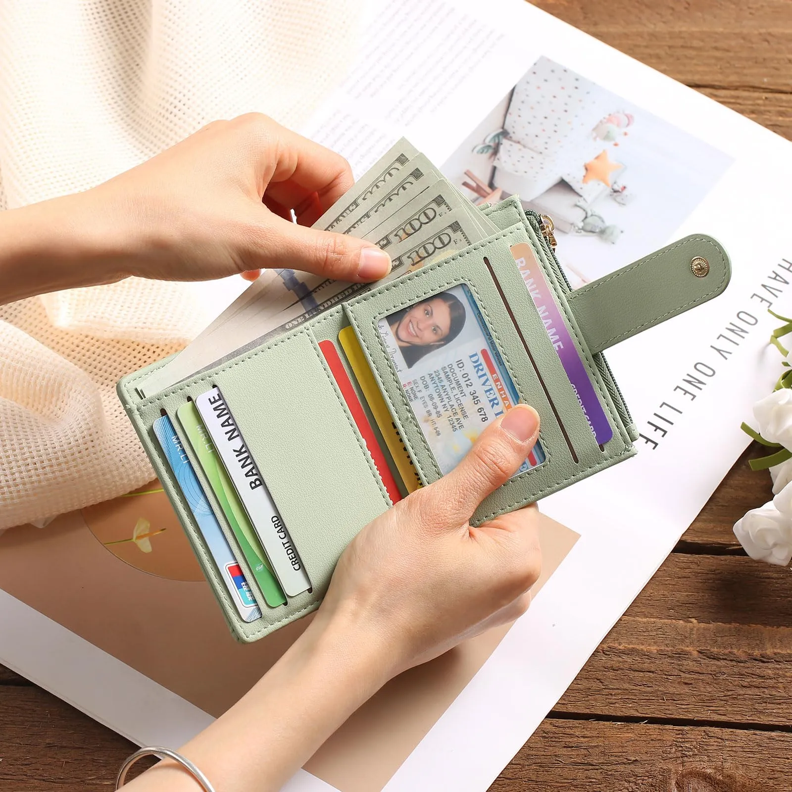 GAEKEAO Portafoglio Donna Piccolo con Blocco RFID, Portamonete Donna in Pelle PU con Cerniera e chiusura a Scatto Scomparti per Carte Multipli Porta Carte di Credito, Verde - immagine 8