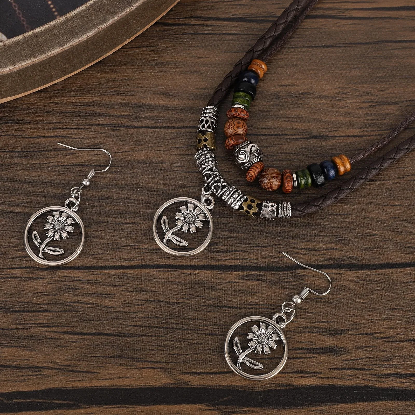 Mikovivi Set di Collana e Orecchini con Ciondolo a Fiore in Stile Bohémien | Collana e Orecchini Multistrato in Stile Bohémien con Perline di Legno Gioielli Etnici Vintage per Uomo e Donna - immagine 3