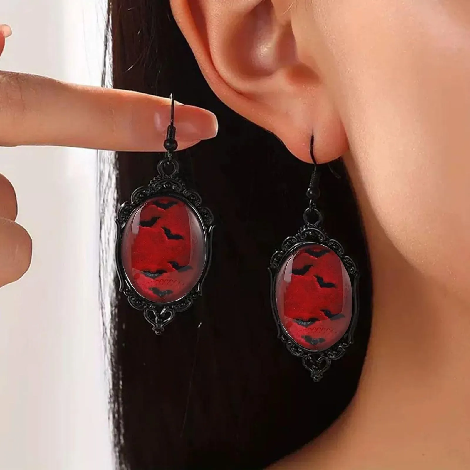 Set Gioielli Donna in Stile Gotico, Strega Goffrato Collana e Orecchini - immagine 3