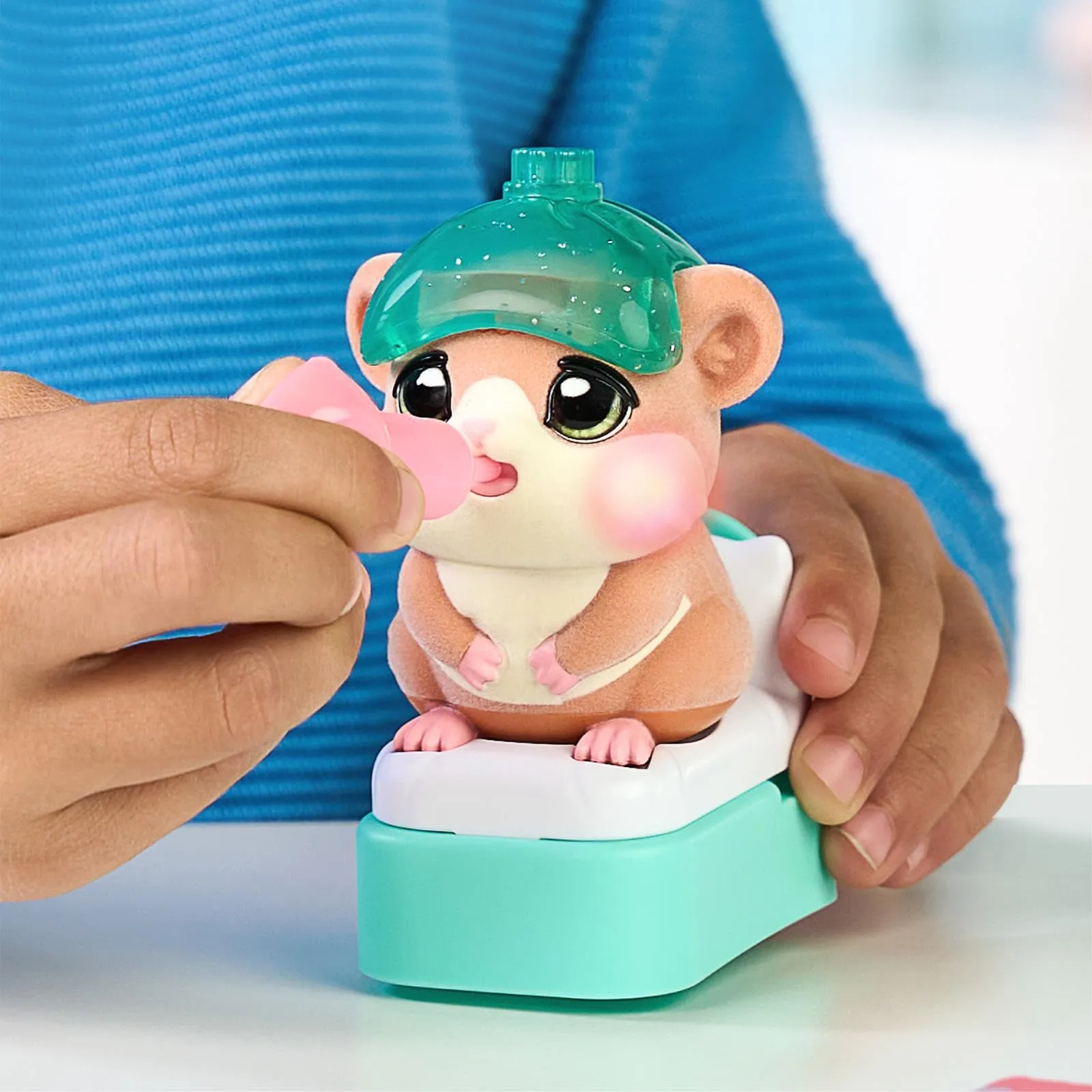 Rocco Giocattoli Little Live Pets Ouchies Kit del Veterinario - Coco il Criceto - immagine 5
