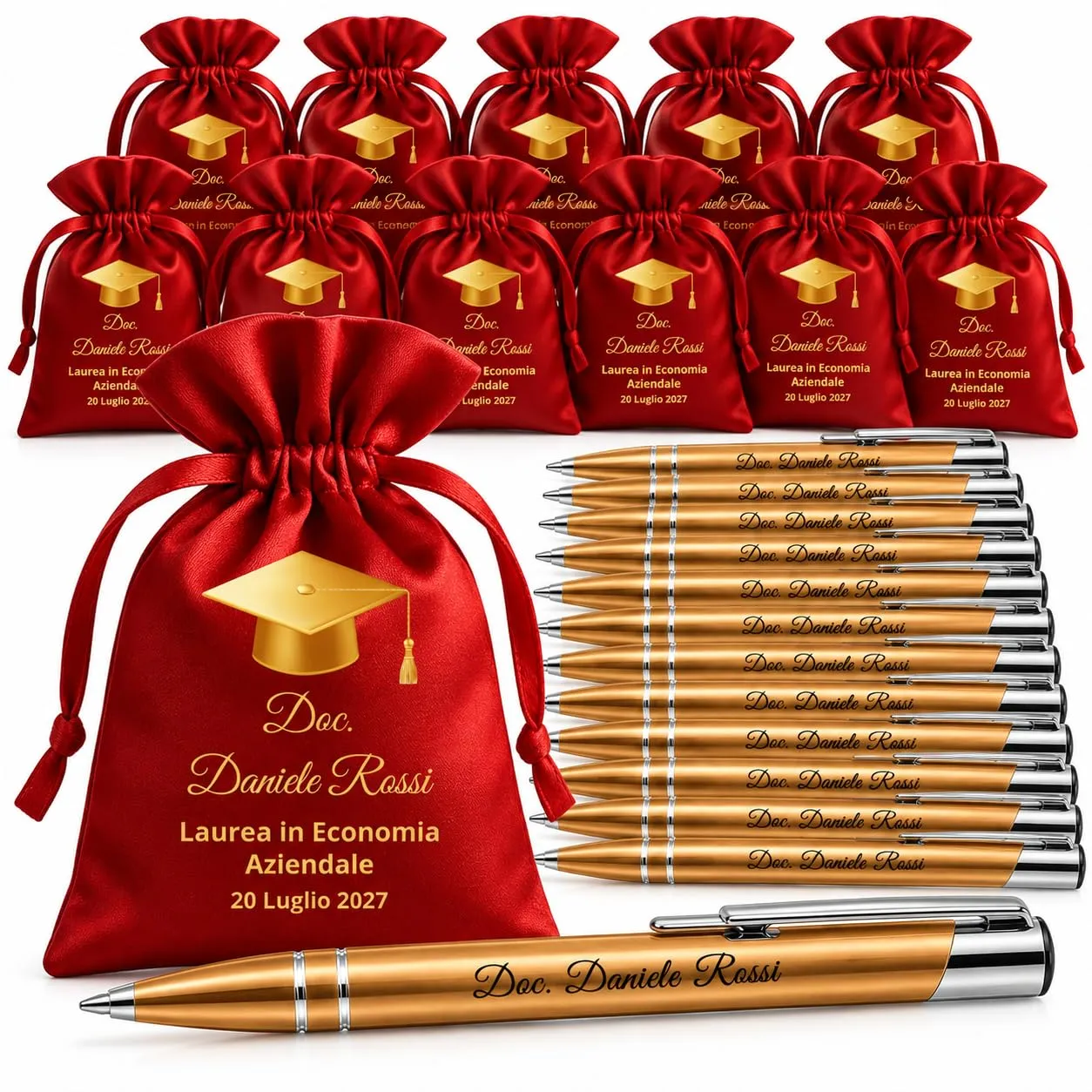 Cormar Kit Bomboniere Laurea Personalizzate, Rosso, 12 Sacchetti in Raso con 12 Penne Personalizzate, Nome, Facoltà e Data (STILE 15) - immagine 1