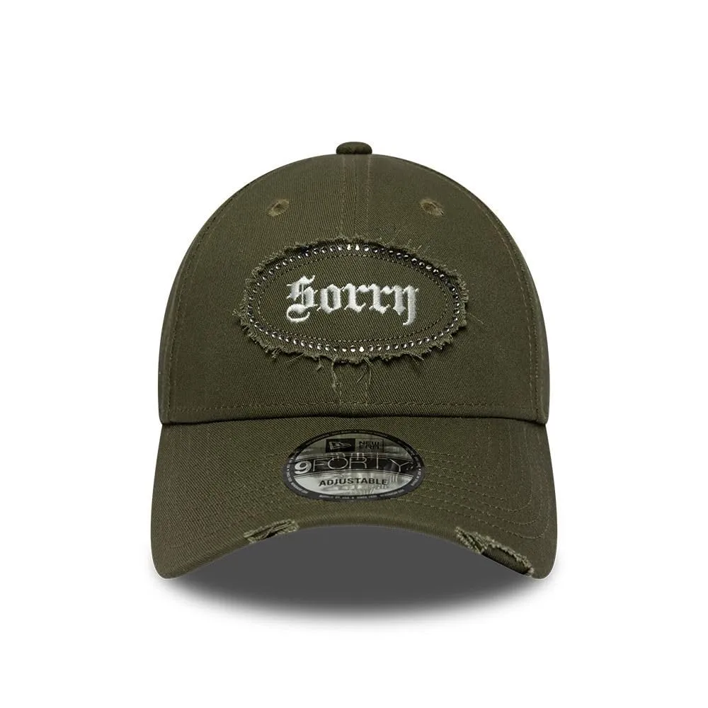 New Era Sorry Gem Patch Distress 9Forty Adjustable Cappellino Oliva - immagine 2