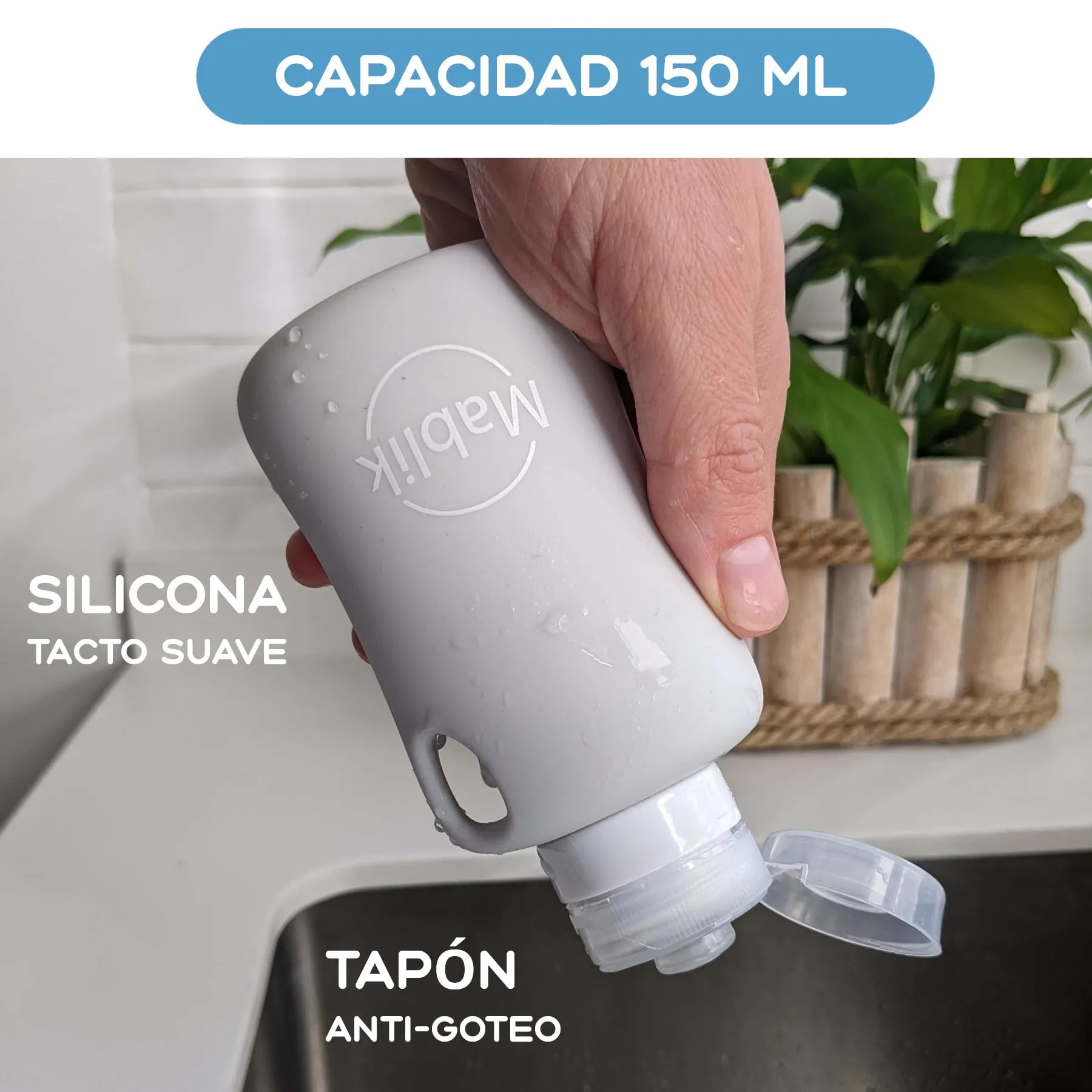 Bottiglia per Pipì Cane in Silicone 150 ml, Grigio Chiaro. Bottiglia per Pulire la Pipì del Cane in Strada, Flessibile e Portatile, Antigoccia, con Getto a Pressione e Moschettone (Grigio 150 ml) - immagine 6
