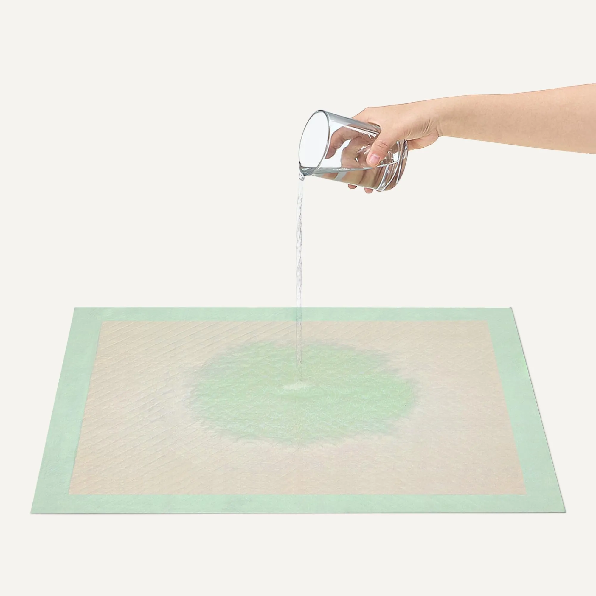 Amazon Basics Tappetini Igienici in Bambù Antiperdita per Cani e Cuccioli, Formato Regular/Standard, Confezione da 50, Dimensioni 71.3cm x 86.5cm - immagine 3