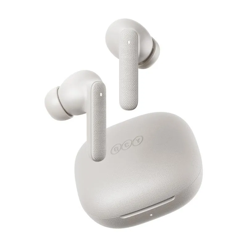Auricolari QCY T43 wireless Bluetooth con cancellazione rumore, 35h batteria, IPX4 bianco - immagine 1