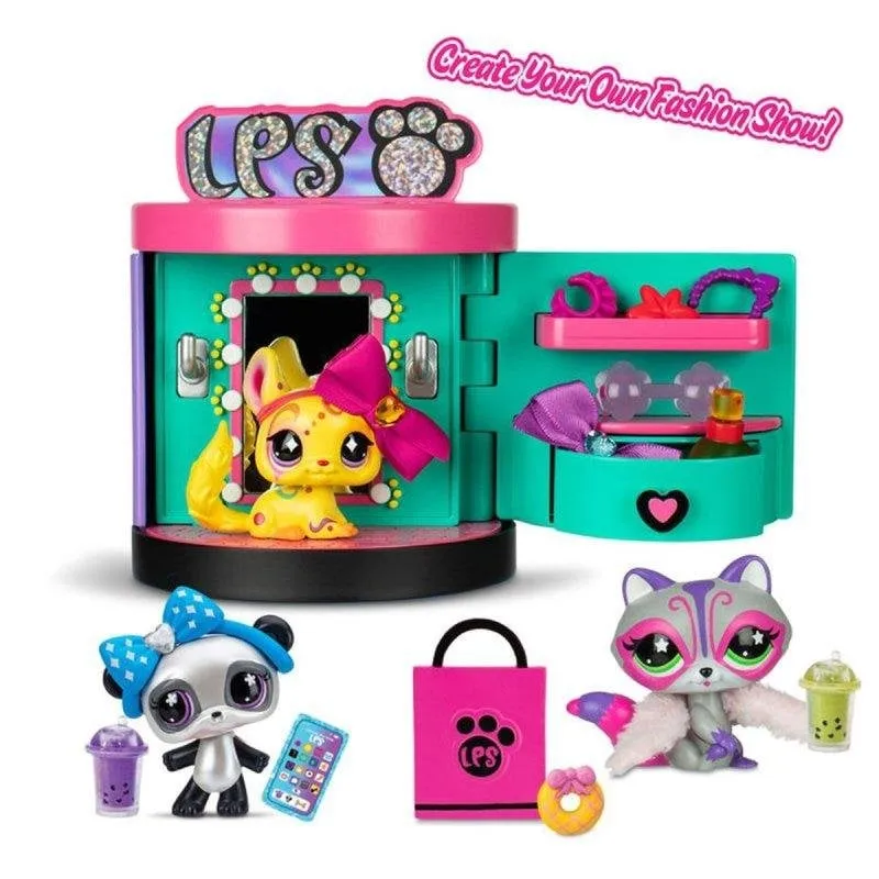 Gioco Bandai Littlest Pet Shop Sweet & Style Boutique 4-in-1 con 3 Figurine 15 Accessori - immagine 1
