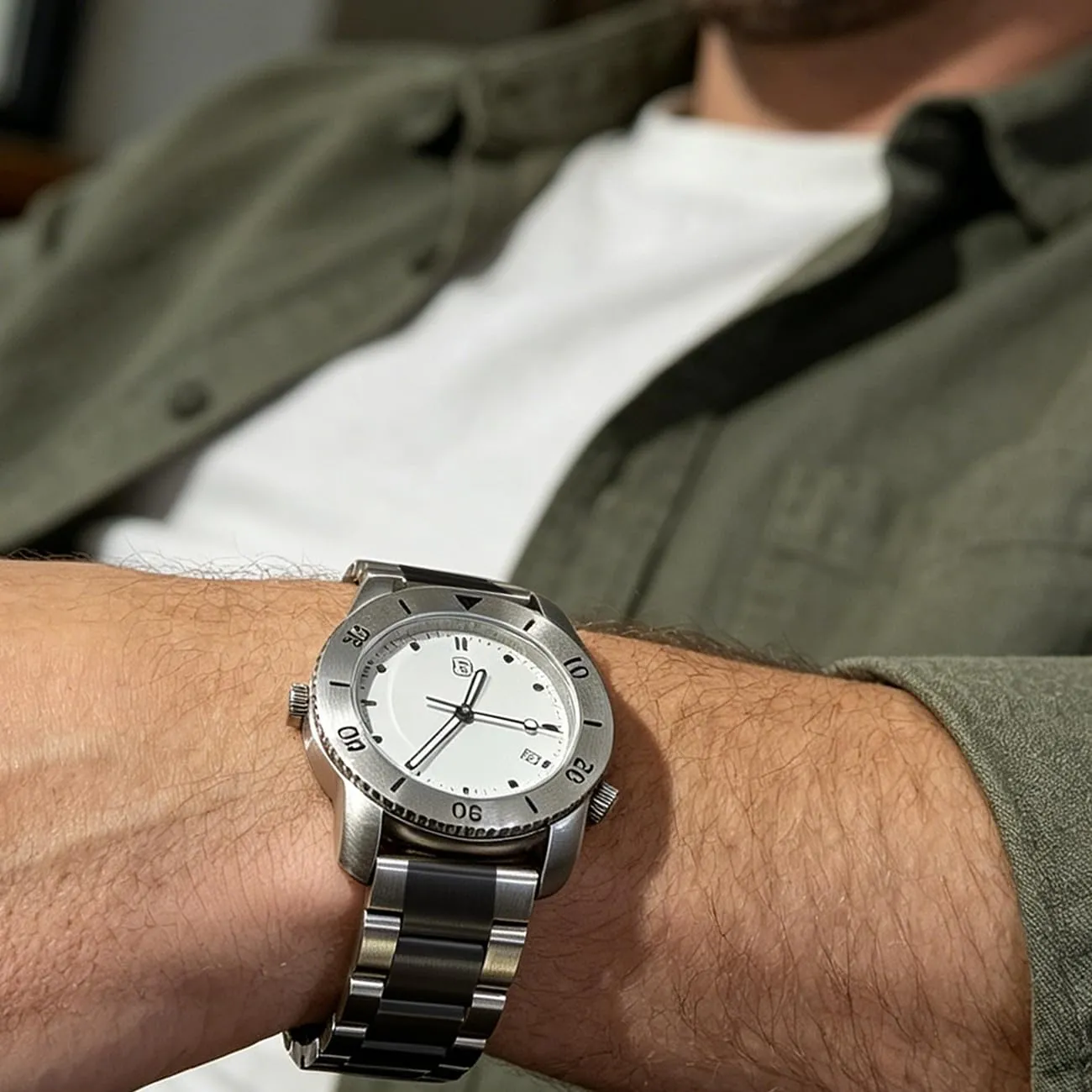 Kai Tian Cinturino per orologio da polso in acciaio inox massiccio spazzolato, fibbia deployante, per uomo e donna, 18 mm, 20 mm, 22 mm, 24 mm, nero e argento, 20mm, Metallo Acciaio inossidabile - immagine 4