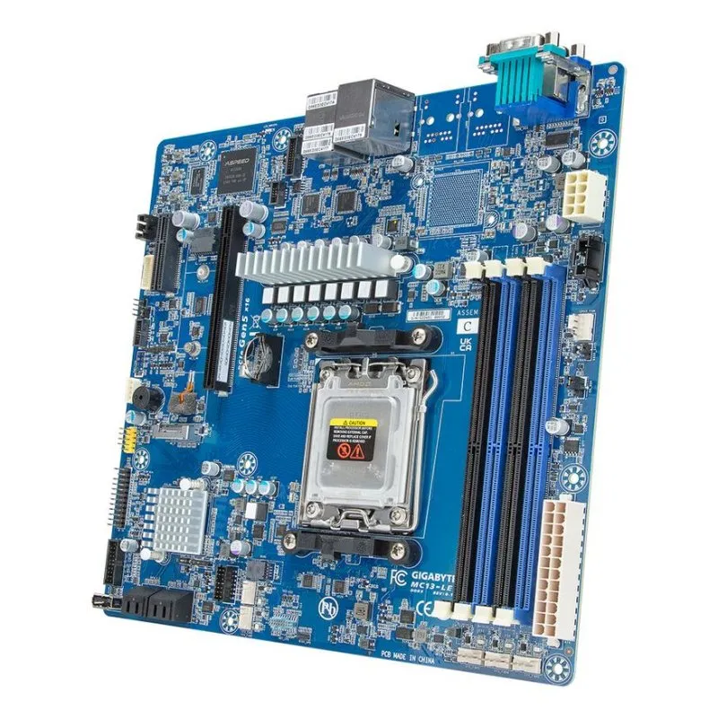 Scheda Madre Gigabyte MC13-LE0 AMD B650 Socket AM5 DDR5 Micro ATX Senza Wifi RAID 0 1 10 - immagine 1