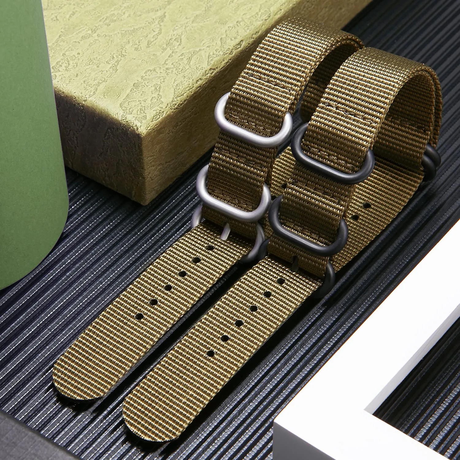BINLUN Cinturino per Orologio in Nylon Cinturini Militare Premium Balistico Multicolori per Uomo Donna 18 mm 19 mm 20 mm 21 mm 22 mm 23 mm 24 mm con Fibbia in Acciaio Inossidabile Argento/Nero - immagine 5