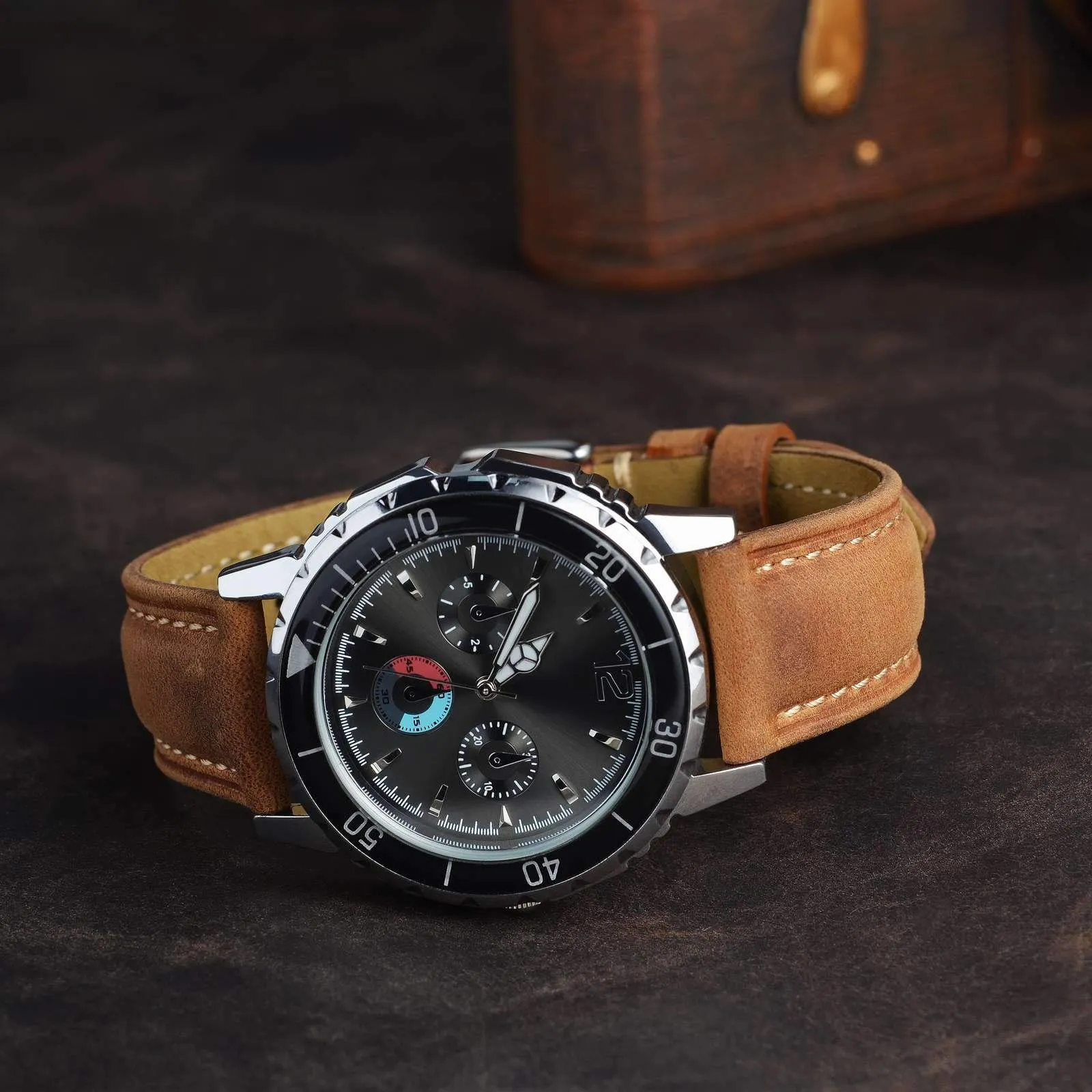 BISONSTRAP Cinturino Orologio 18mm, Cinturini di Ricambio in Pelle Vintage, Marrone Chiaro/Filo Beige - immagine 2