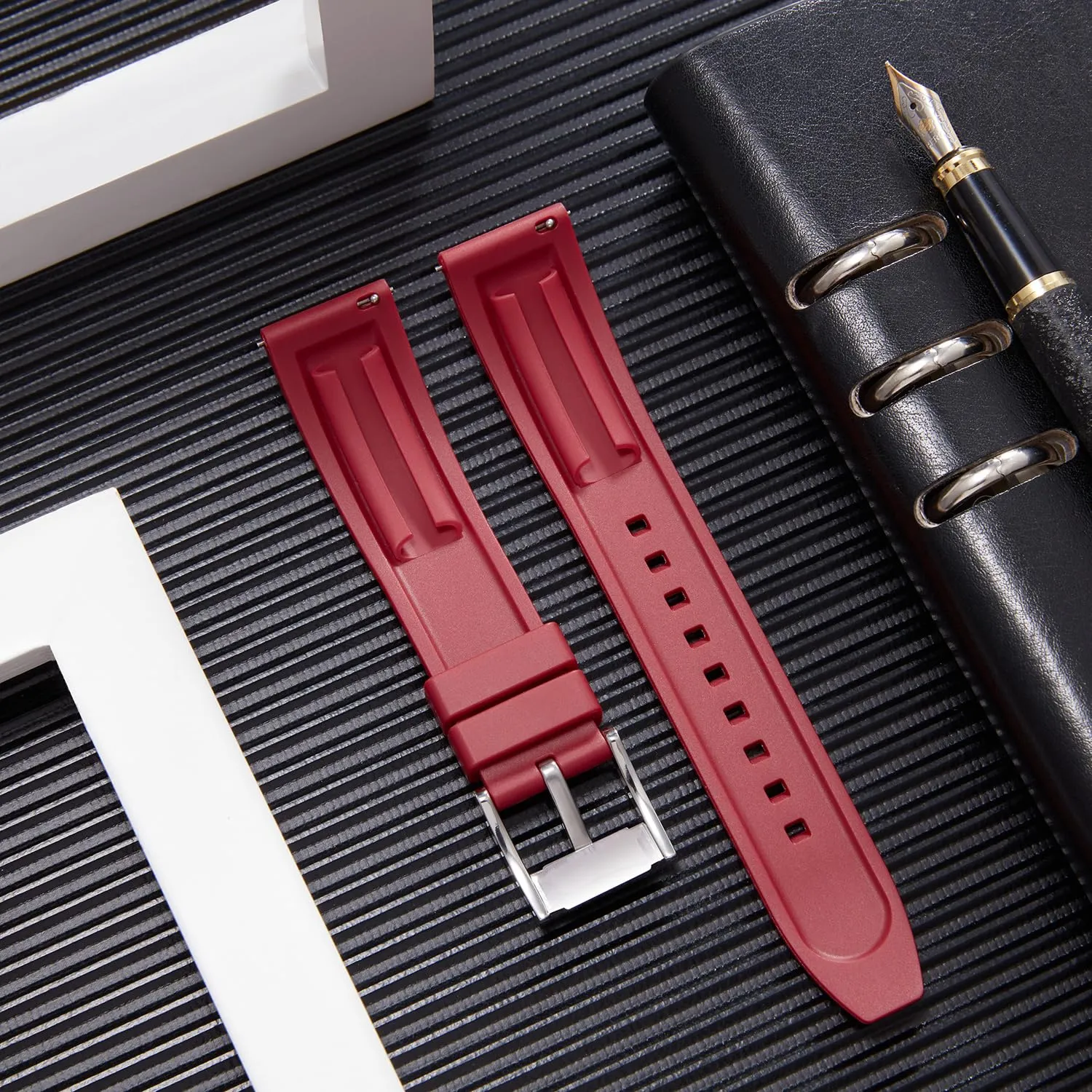 BINLUN Cinturini per Orologio in Silicone a Sgancio Rapido Cinturino in Gomma Sportivo 18mm 19mm 20mm 21mm 22mm 24mm Cinturini di Ricambio per Smartwatches per Uomo e Donna (20mm, Rosso) - immagine 3