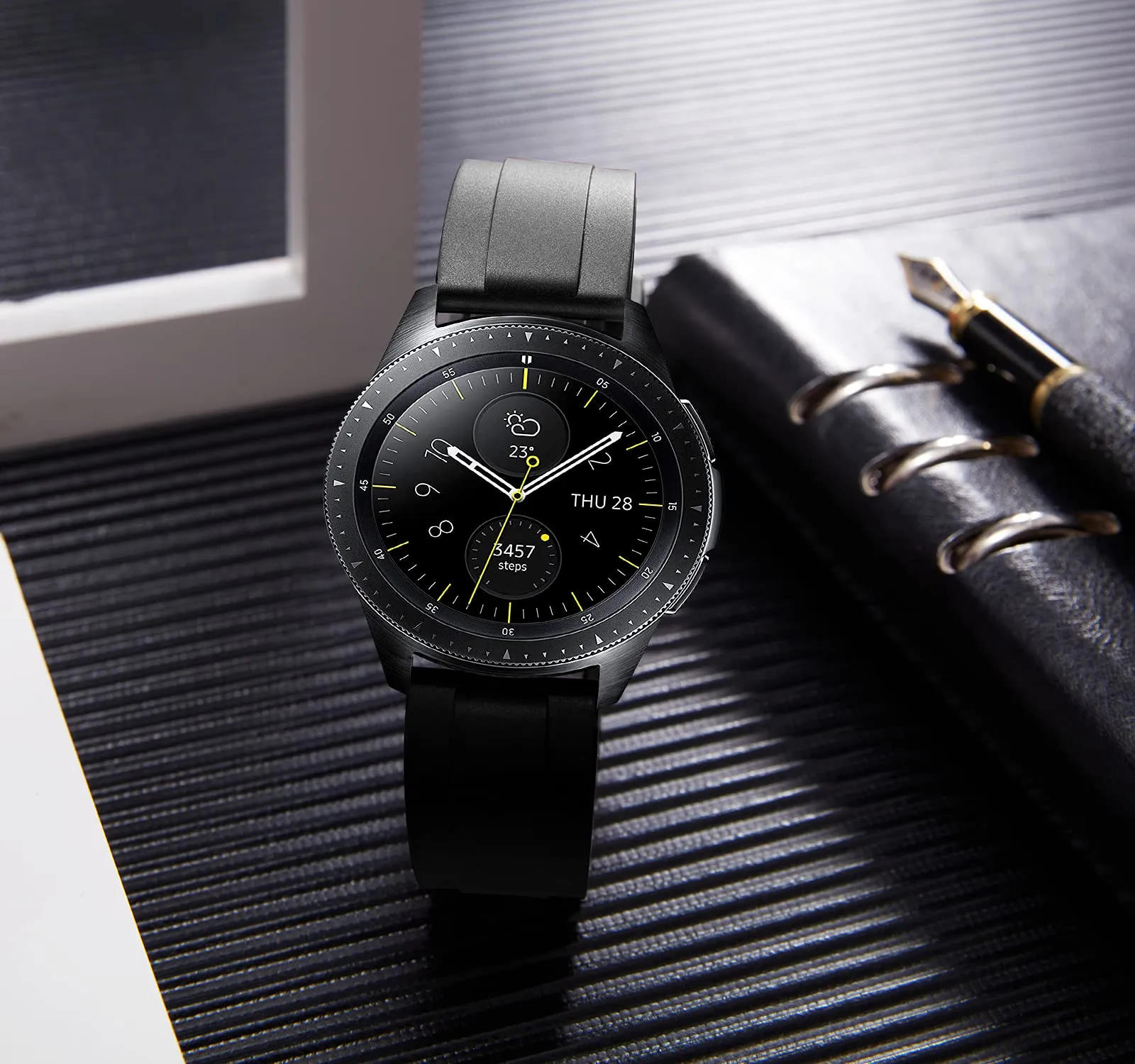 BINLUN Cinturini per Orologio in Silicone a Sgancio Rapido Cinturino in Gomma Sportivo 18mm 19mm 20mm 21mm 22mm 24mm Cinturini di Ricambio per Smartwatches per Uomo e Donna (24mm, Nero) - immagine 5