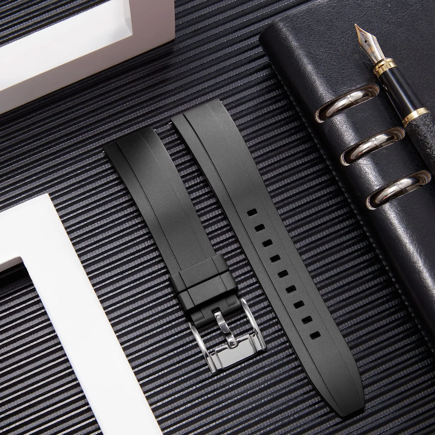 BINLUN Cinturini per Orologio in Silicone a Sgancio Rapido Cinturino in Gomma Sportivo 18mm 19mm 20mm 21mm 22mm 24mm Cinturini di Ricambio per Smartwatches per Uomo e Donna (19mm, Nero) - immagine 2