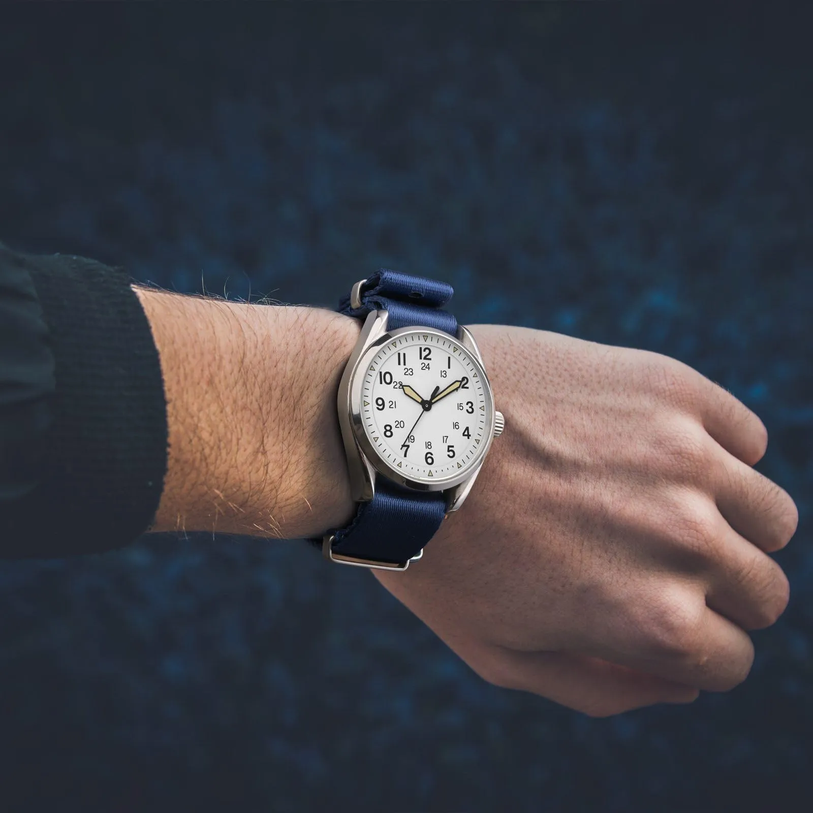 Anbeer Cinturini per orologi in nylon per uomo e donna, cinturino di ricambio militare monoblocco da 20mm con fibbia in acciaio inossidabile argentato - immagine 7