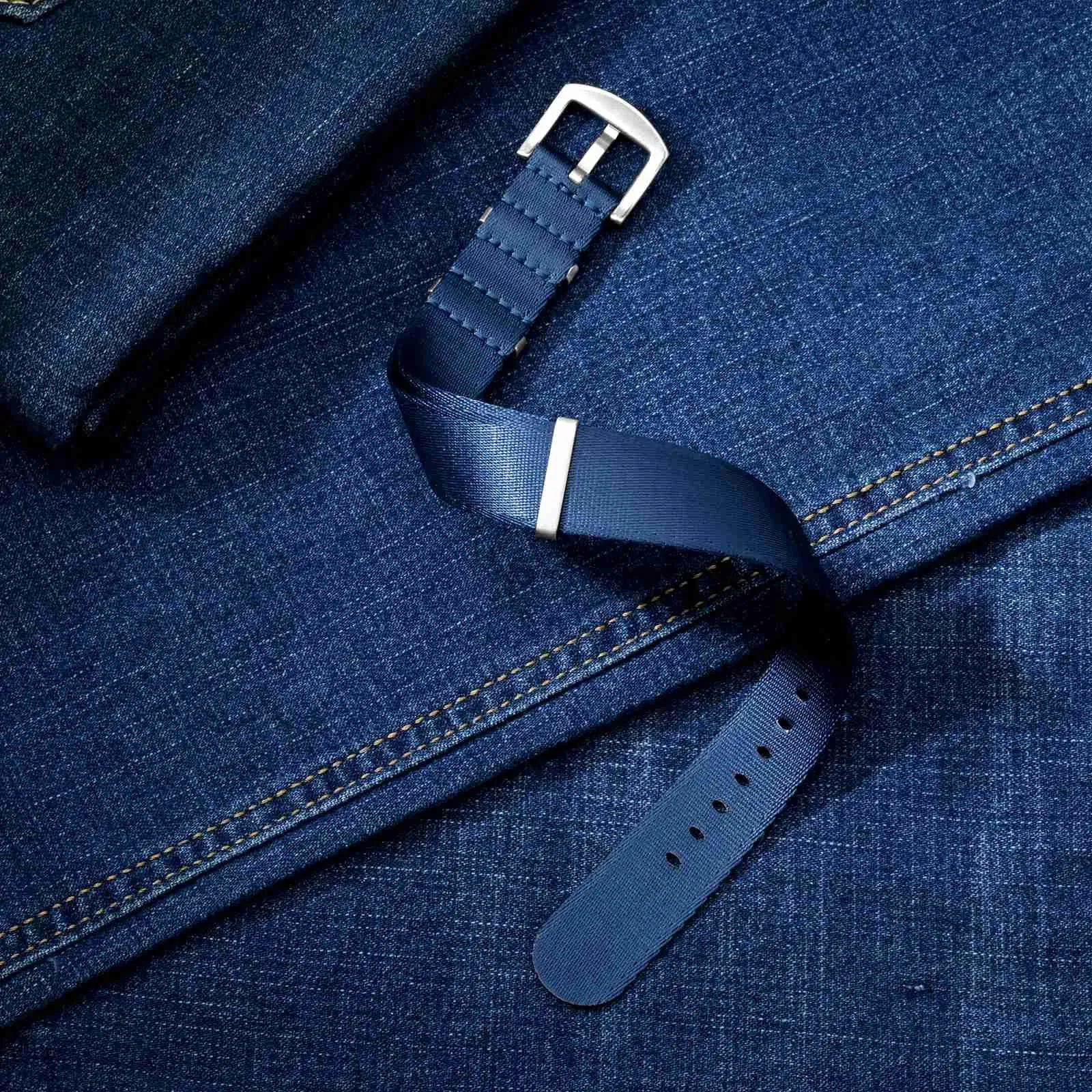 Anbeer Cinturini per orologi in nylon per uomo e donna, cinturino di ricambio militare monoblocco da 22mm con fibbia in acciaio inossidabile argentato - immagine 3