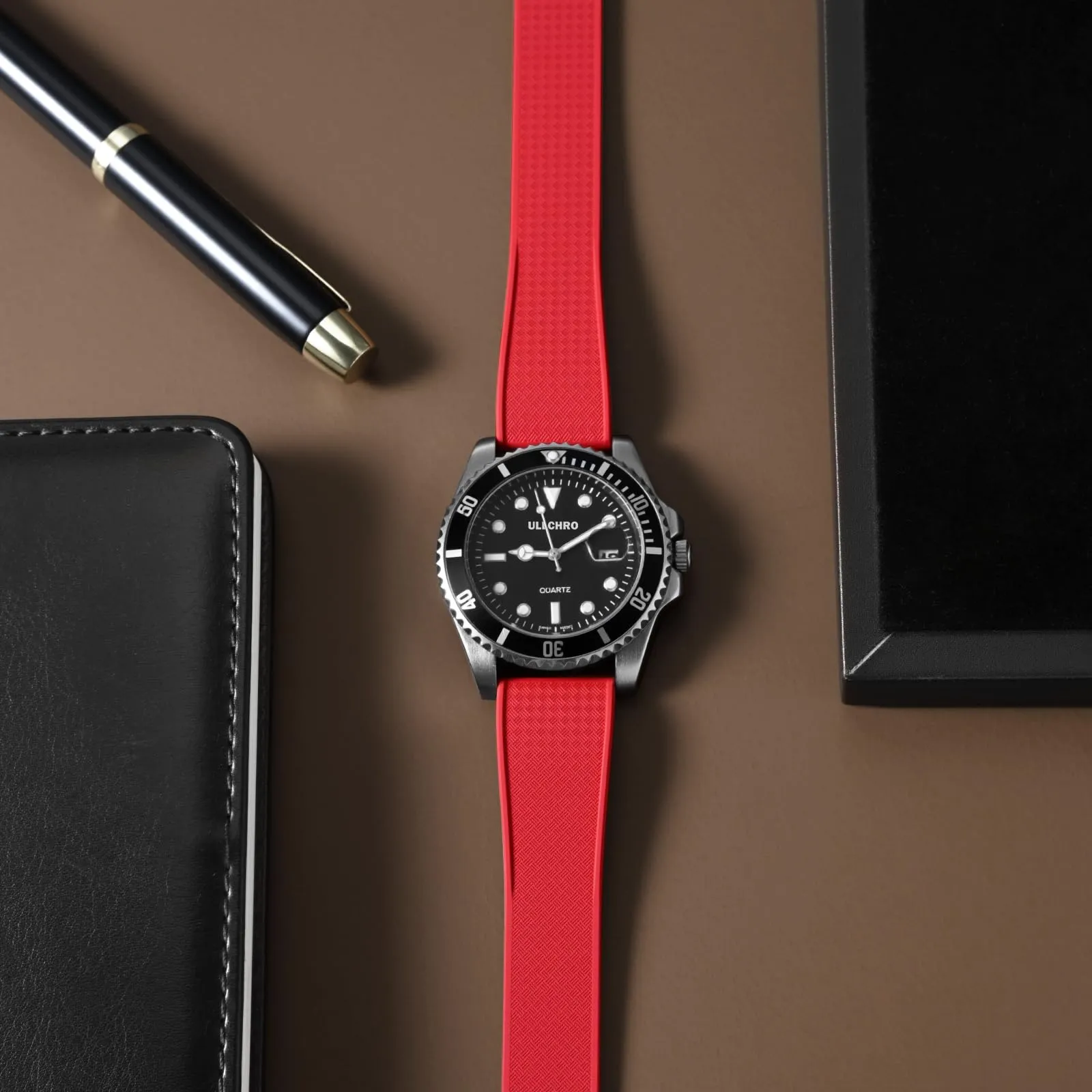 ULLCHRO Cinturino Orologio 20mm 22mm in Gomma Fluorurata FKM a Sgancio Rapido, Cinturini di Ricambio Morbidi e Durevoli, Cinturino Sportivo in Gomma Fluoro per Orologio Uomo (20mm, Rosso Scuro) - immagine 7