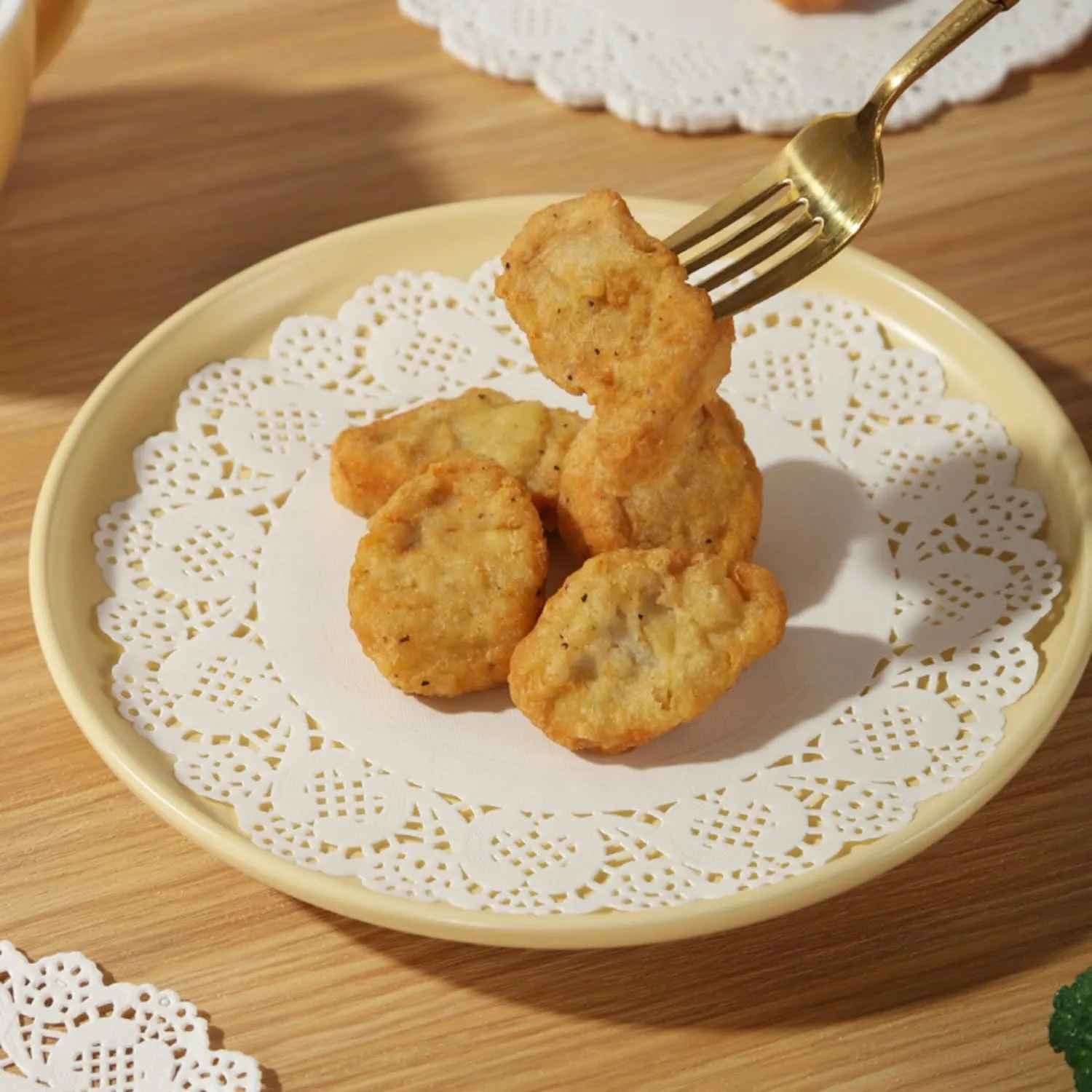 Centrini Carta Pizzo, 150 pezzi 3,5 pollici Bianco Pizzo Centrino Carta Rotondo per Dessert, Matrimonio, Decorazione per Tavola - immagine 6