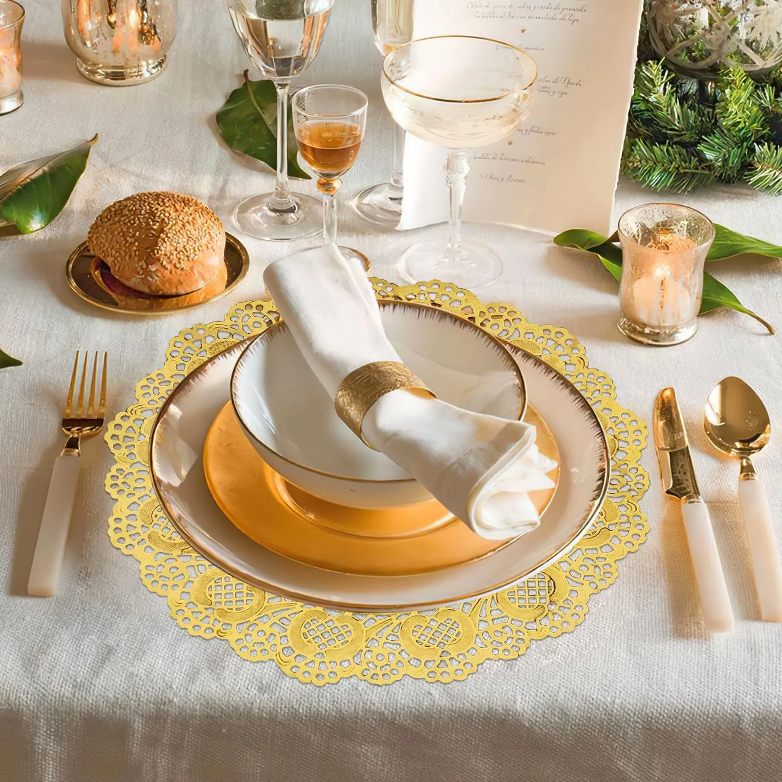 WEINIBAO 50 Fogli Centrini di Carta in Pizzo Oro, Rotondi, Sottobicchieri, Centrini di Carta per Torte, Matrimoni, Compleanni, Dolci, Stoviglie, Decorazioni da Tavola - immagine 5