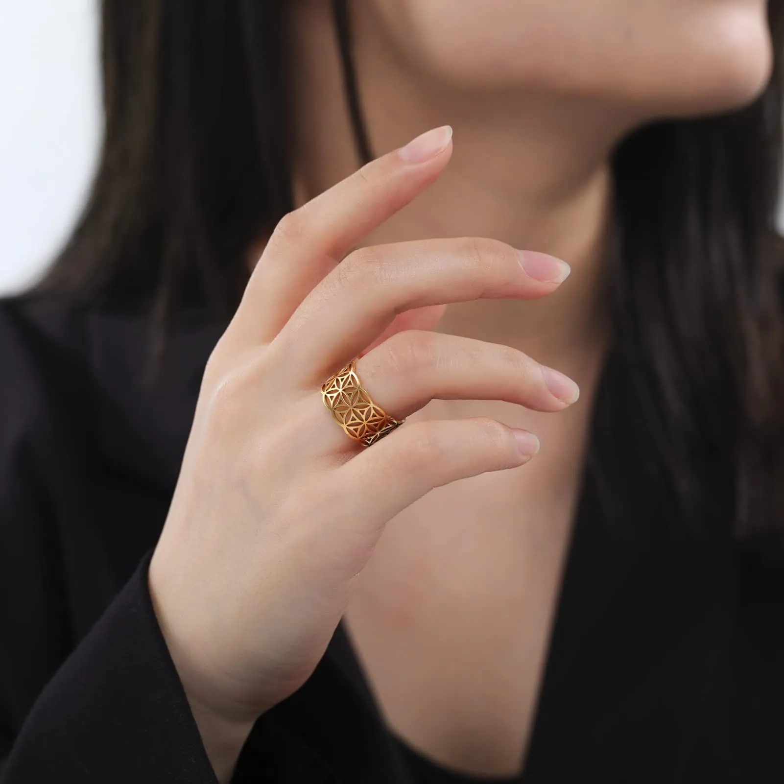 Amaxer Anello con nodo celtico irlandese da donna con motivo a vite in filigrana fiore della vita, geometria sacra ampia, regolabile, anello aperto spesso scavato fuori spiaggia - immagine 2