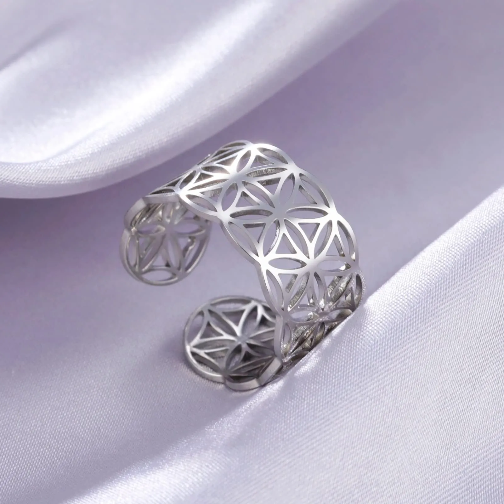 Amaxer Anello con nodo celtico irlandese da donna con motivo a vite in filigrana fiore della vita, geometria sacra ampia, regolabile, anello aperto spesso scavato fuori spiaggia, gioielli regalo - immagine 3