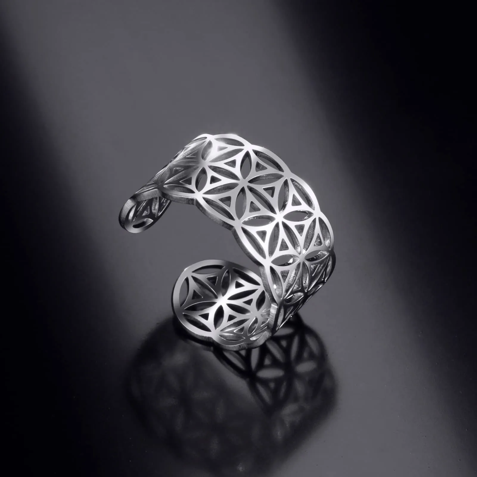 Amaxer Anello con nodo celtico irlandese da donna con motivo a vite in filigrana fiore della vita, geometria sacra ampia, regolabile, anello aperto spesso scavato fuori spiaggia, gioielli regalo - immagine 4