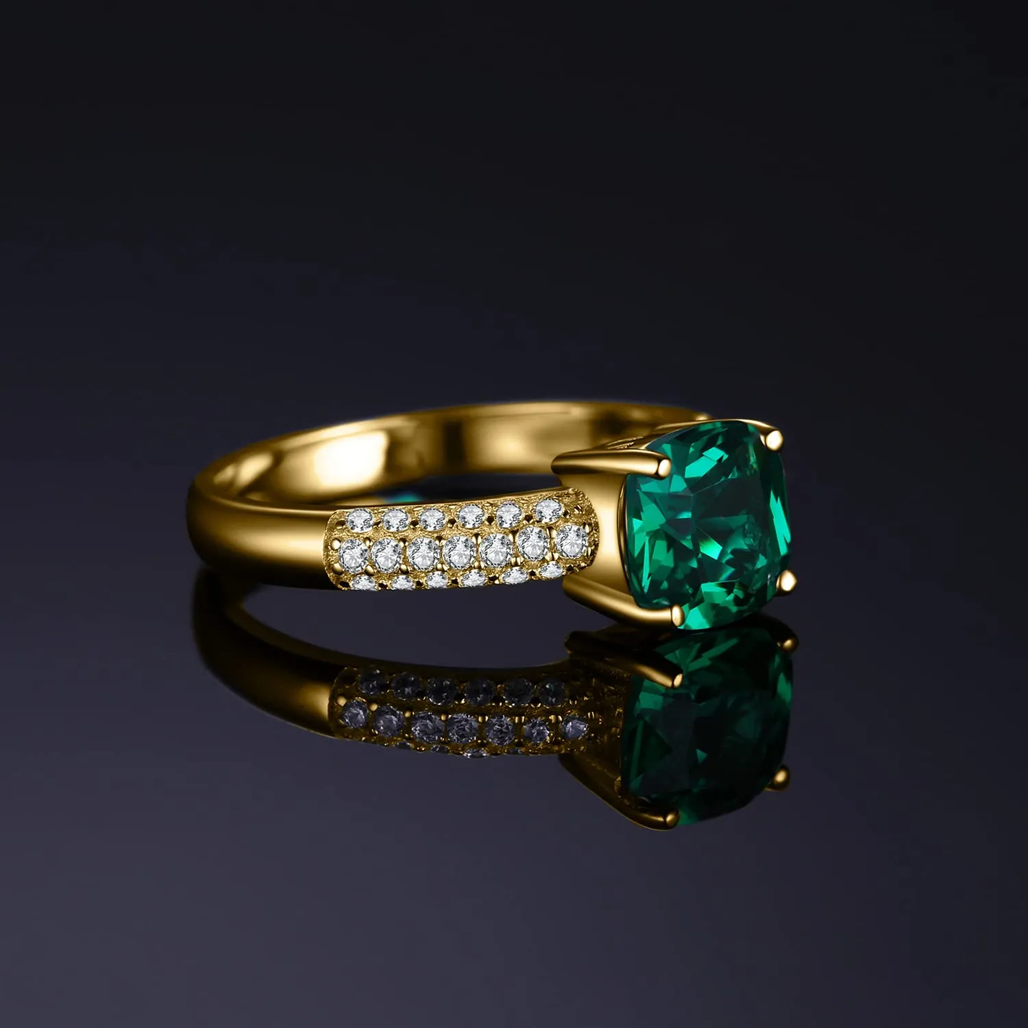 JewelryPalace 1.8ct Anelli Donna Argento 925 Simulato Smeraldo, Anello Dorato con Pietra Verde a Taglio Cuscino, Classico Anello Solitario, Promessa Fede Fidanzamento in Oro, Set Gioielli Donna 10.5 - immagine 2