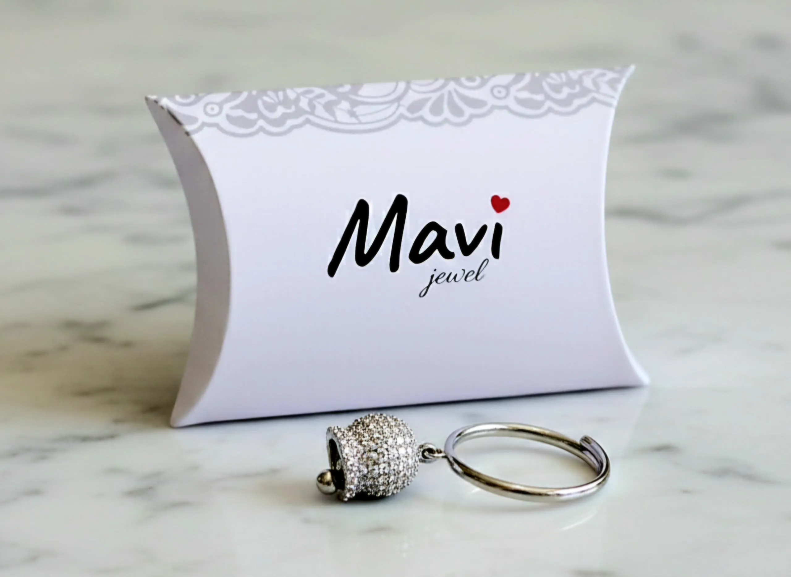 Mavi jewel anello con campanella in acciaio portafortuna misura regolabile spedizione gratuita (argento) - immagine 3