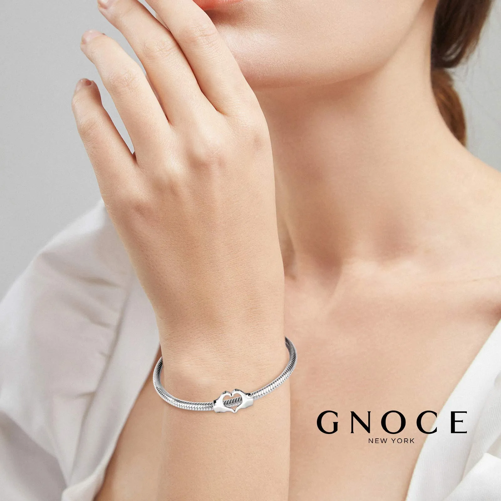 GNOCE Ciondolo a forma di dito con cuore, in argento sterling, Forever in Our Hearts - immagine 5