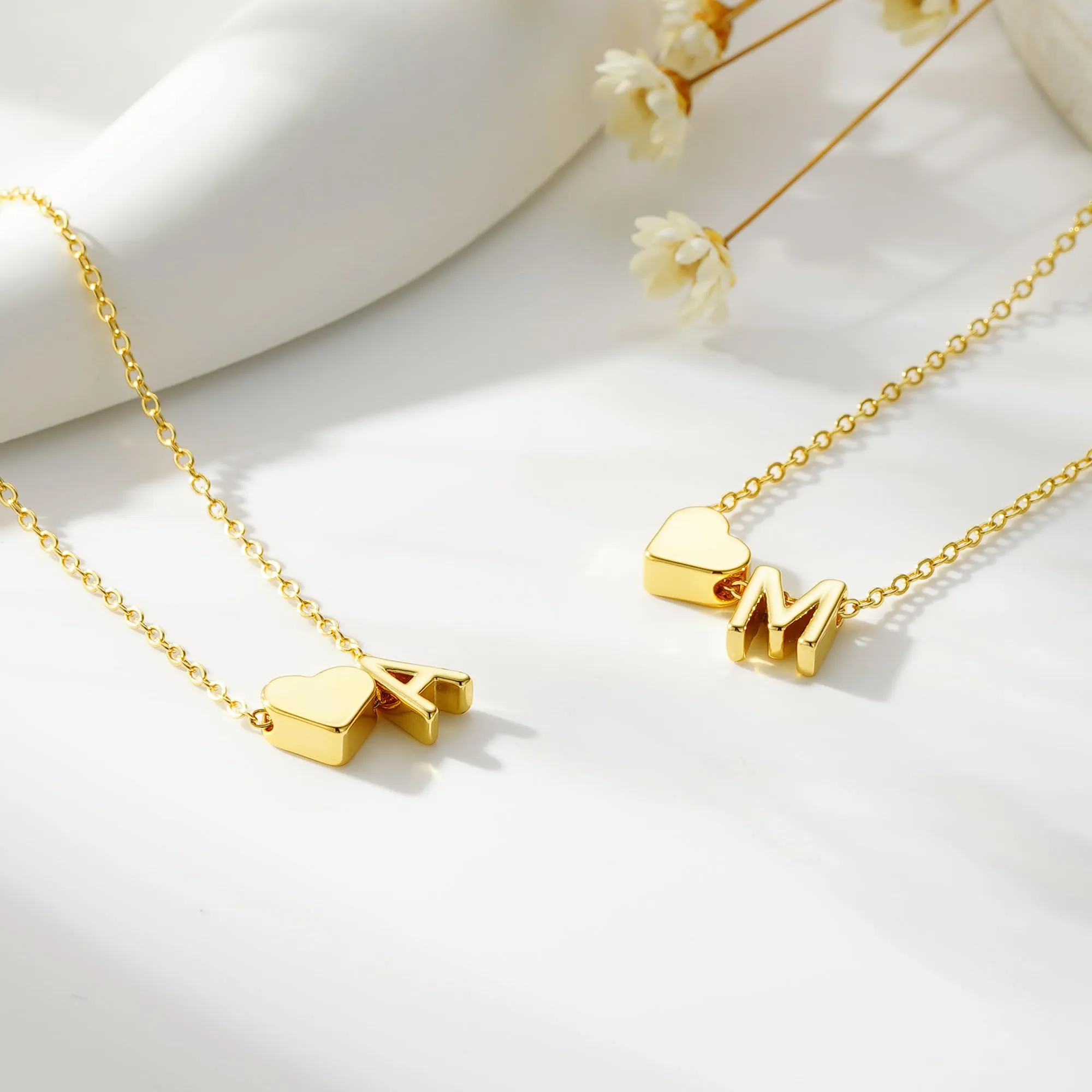 TINGN Braccialetto da donna placcato in oro 14 carati, braccialetto a strati con cuore personalizzato con lettere monogramma alfabeto braccialetto da donna gioielli in oro regalo per donne fidanzate - immagine 7