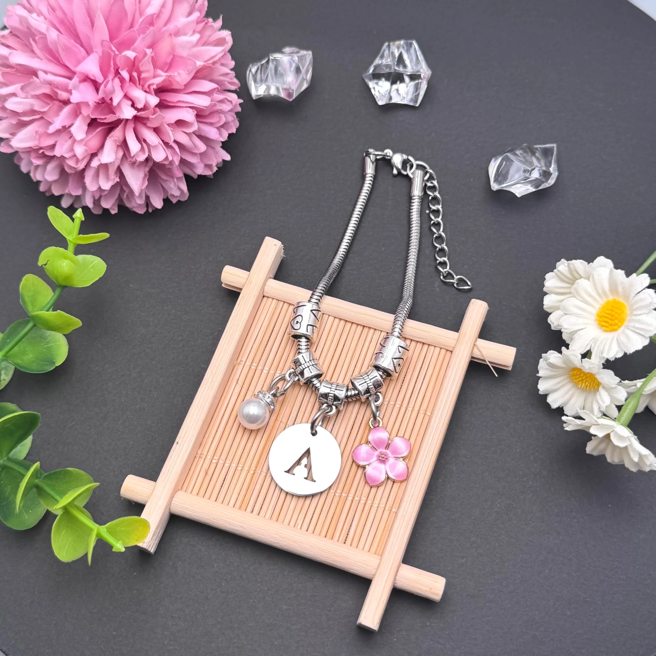 YJYJZX Iniziale Bracciale Con Donna Ragazza Amica Sorella Mamma Compleanno Natale Ispirazione Regali Regolabili Ciondolo Con Lettera A-Z Colore Argento Bracciale Gioielli per Donne Ragazze Regali (T) - immagine 4