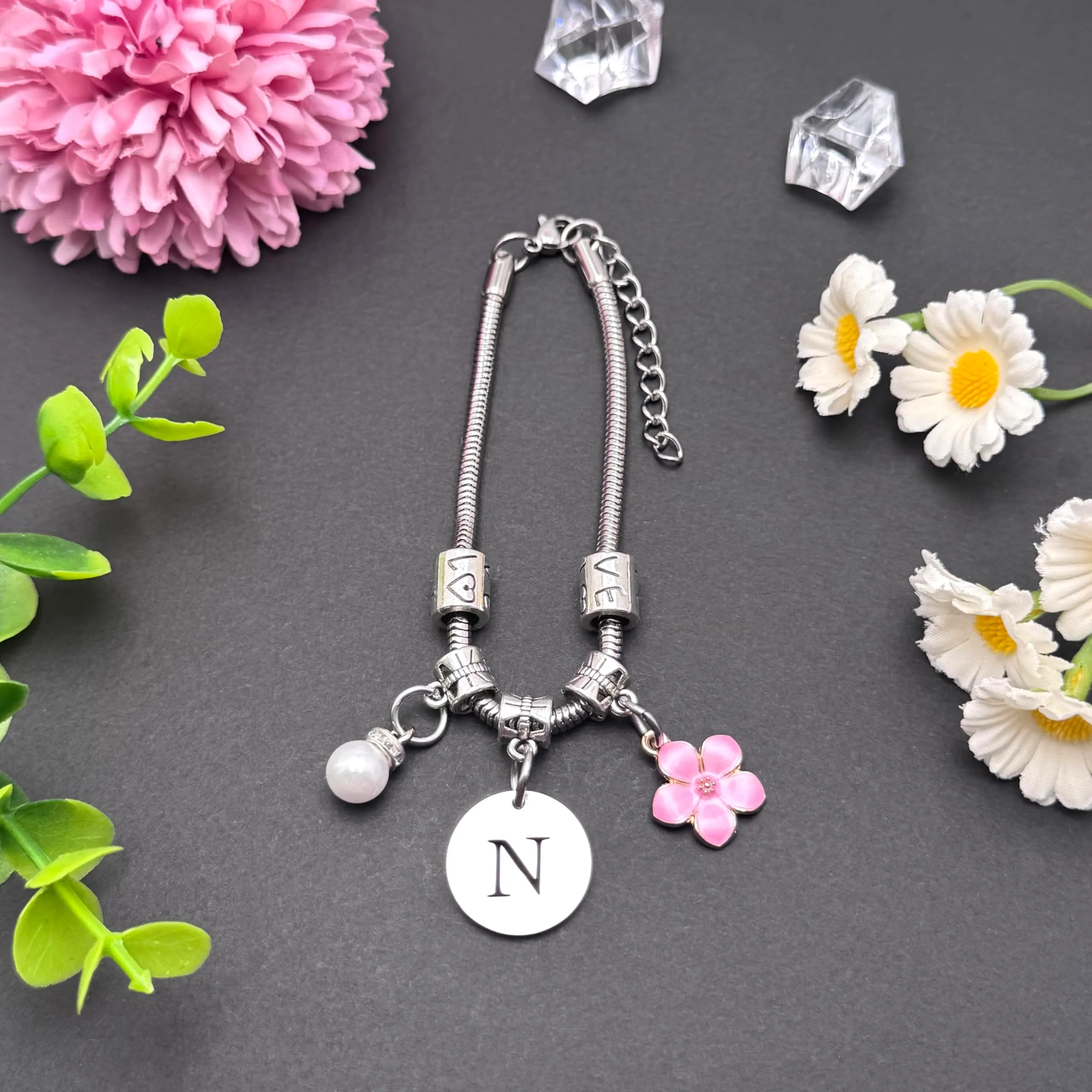 YJYJZX Iniziale Bracciale Con Donna Ragazza Amica Sorella Mamma Compleanno Natale Ispirazione Regali Regolabili Ciondolo Con Lettera A-Z Colore Argento Bracciale Gioielli per Donne Ragazze Regali (N) - immagine 2