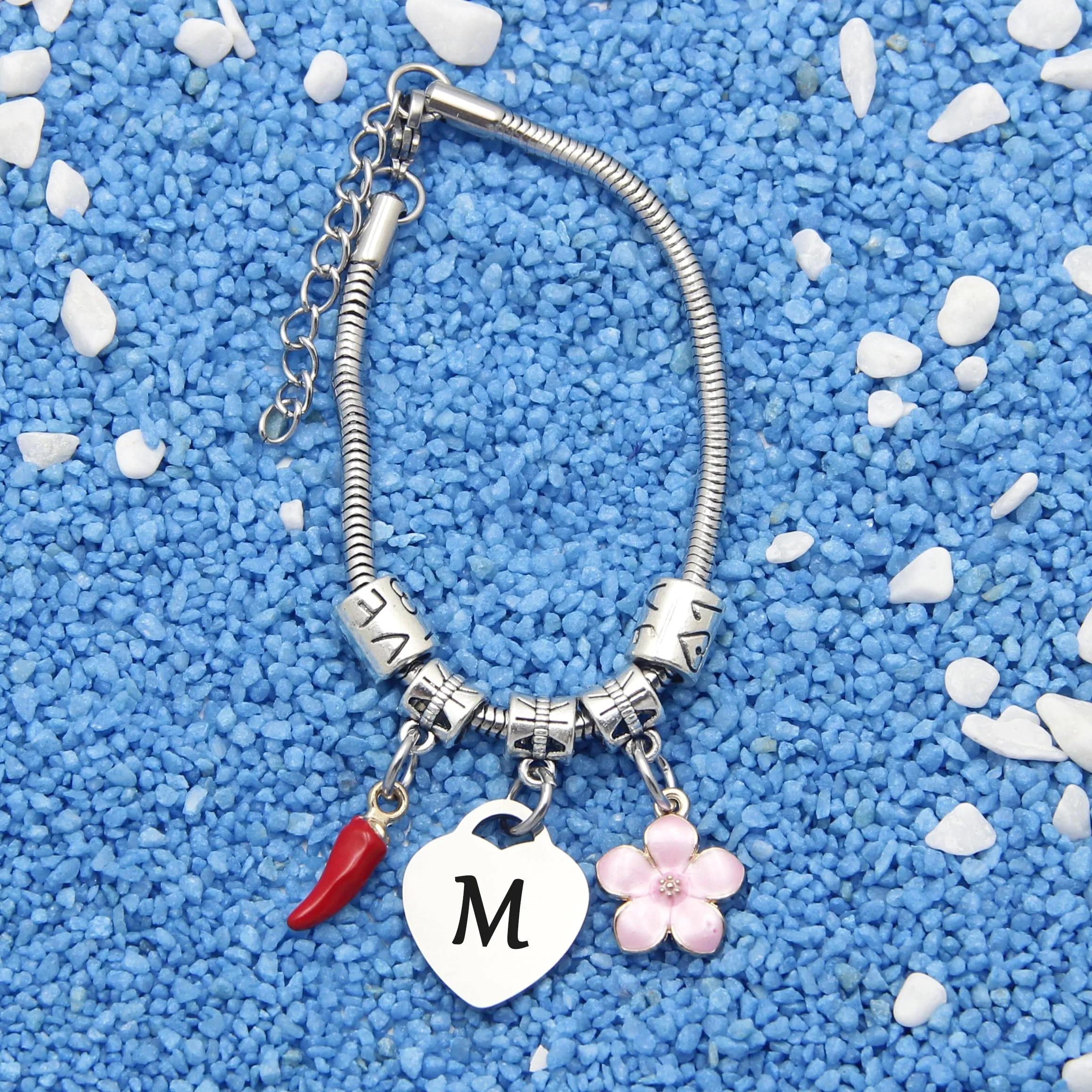 GUOYU Bracciale con Lettera Iniziale M,Bracciale Braccialetto Donna,Regalo Natale per Amica Collega Mamma Nonna Sorella, Regalo Compleanno Laurea Donna - immagine 4