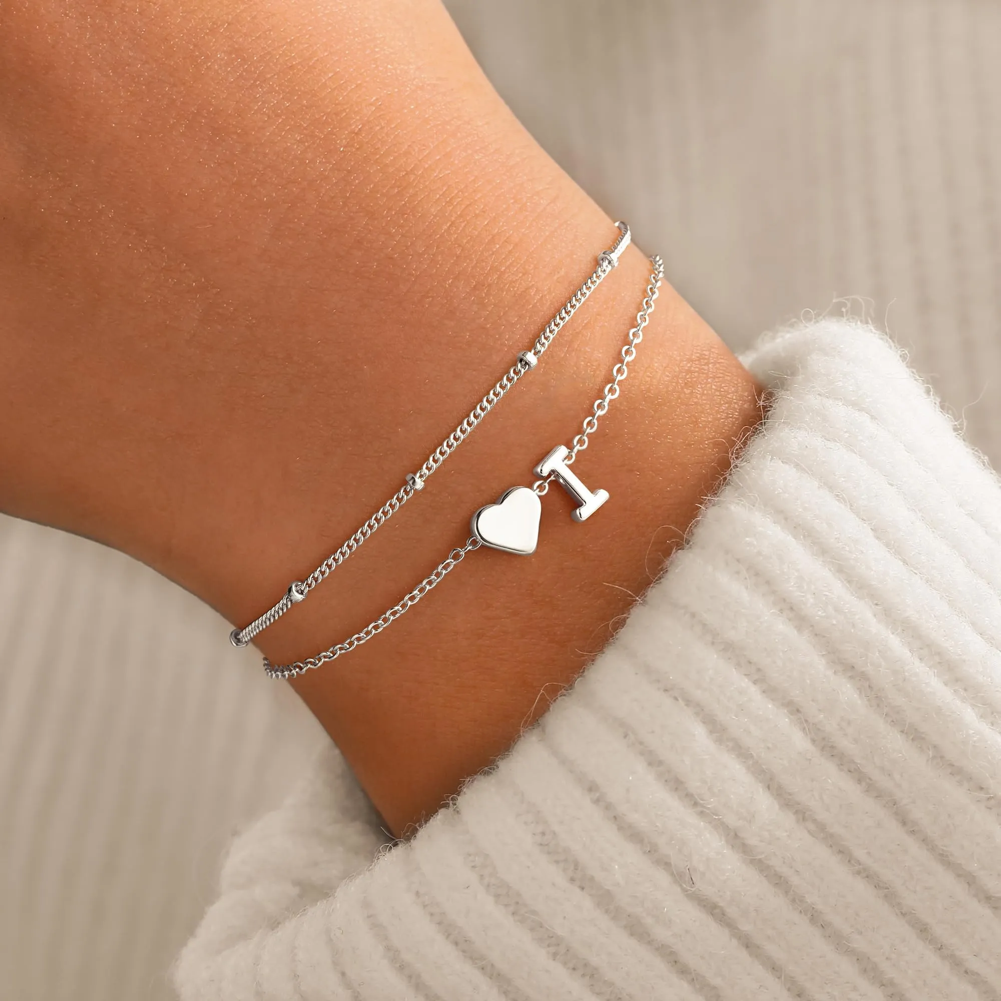 TINGN Bracciale da donna in oro 14 carati, placcato oro 14 carati, a forma di cuore, personalizzato, con lettere, monogramma, alfabeto, da donna, in oro, idea regalo per donne, fidanzate e ragazze - immagine 2