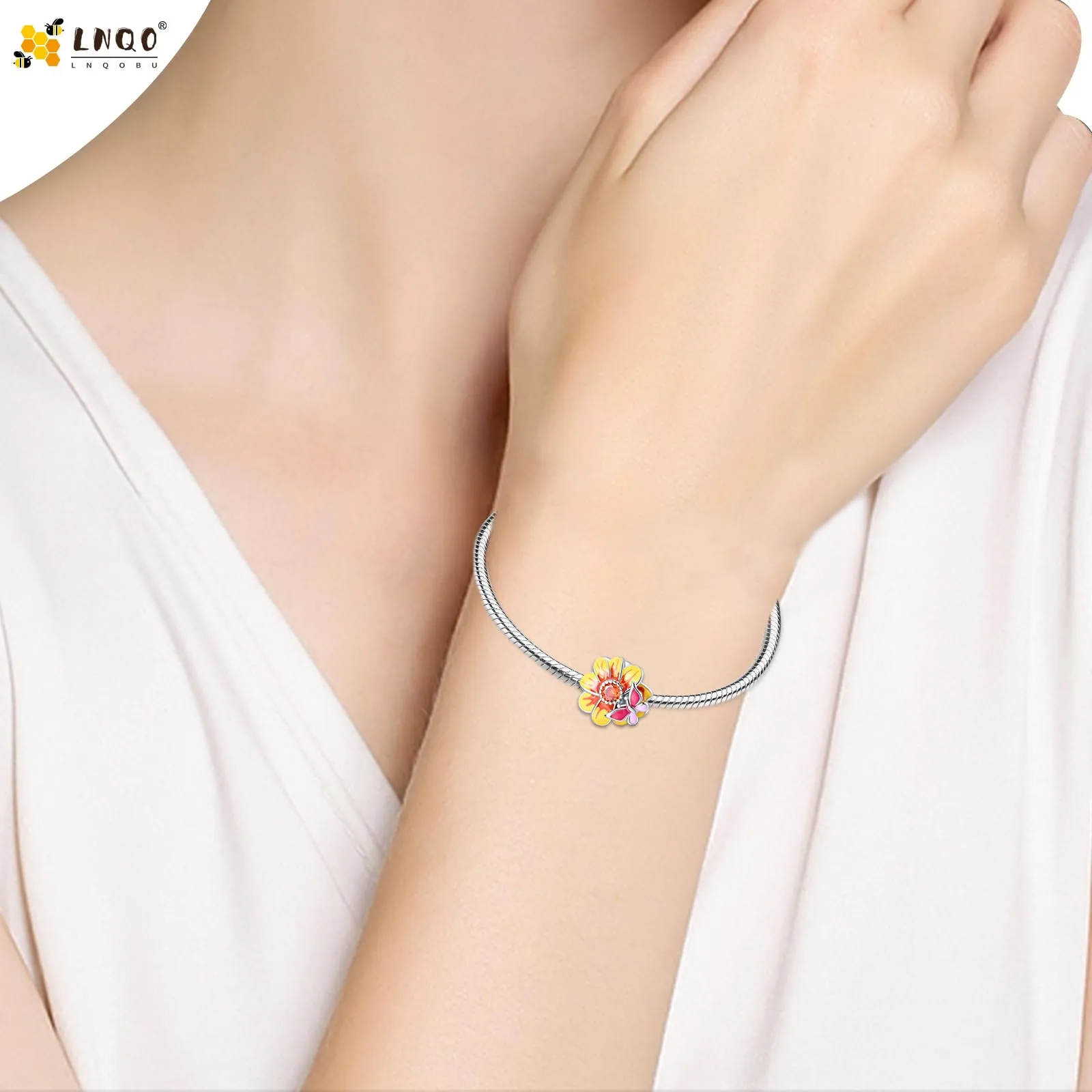 LNQOBU Ciondolo con Charm Argento Sterling 925 Fatima's Hand Dangle Charm Compatibile con Pandora e Europei Bracciale Collane da Donna(Fornito con una Perlina) - immagine 2