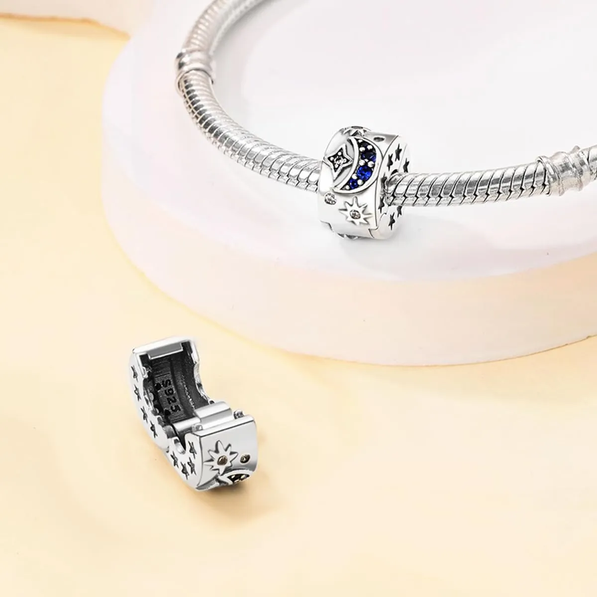 HappyStar charm argento 925 Clip Stopper Beads Charms Ciondolo perline Compatible donna bracciali (Con una perlina spaziale) - immagine 4