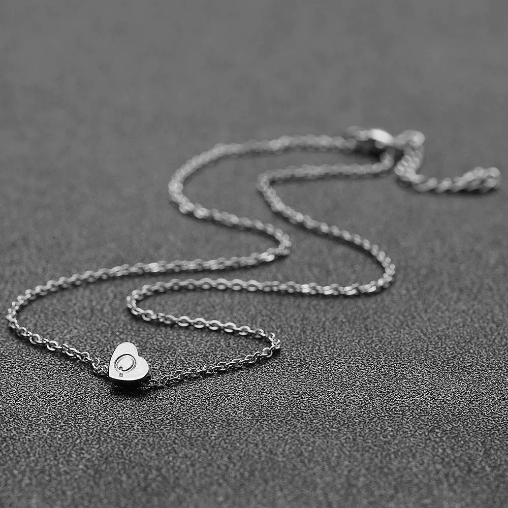 AFSTALR - Girocollo da donna in argento con piccolo ciondolo a forma di cuore, con iniziale, ideale per ragazze e Acciaio inossidabile, colore: S, cod. NK-heart-silver-Q - immagine 5