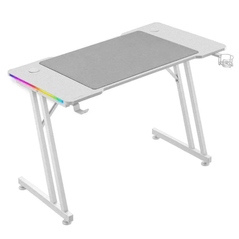 Scrivania gaming Mars Gaming 120 cm, effetto carbonio, RGB, tappetino XXL - immagine 1
