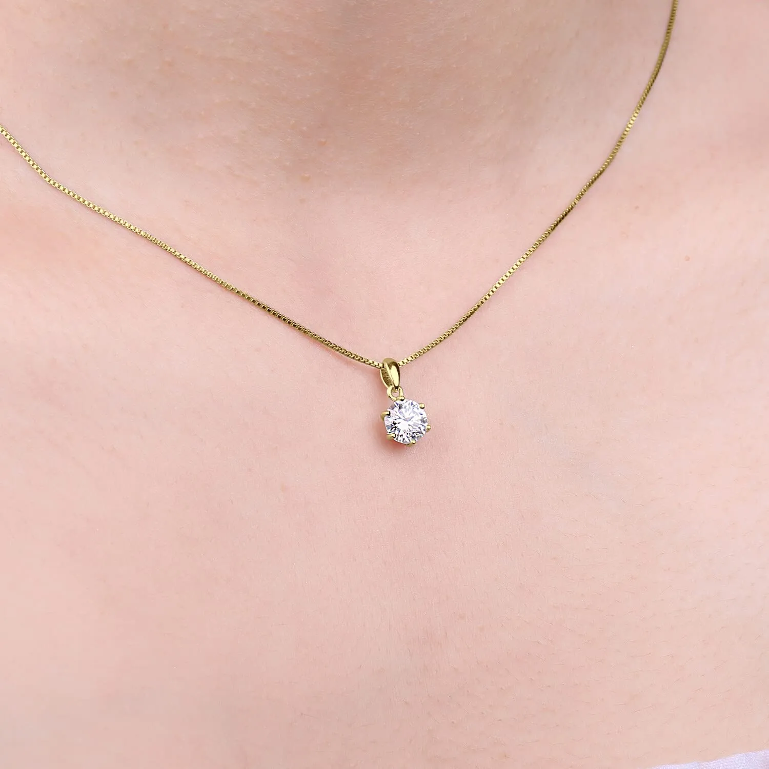 JewelryPalace 1ct Collana Solitario Donna Argento 925 con Creato Moissanite, Collana Dorata Ciondolo Pietra a Taglio Rotondo con Catena Maglia 45cm, Collane Pendenti in Oro Set Gioielli Donna - immagine 4