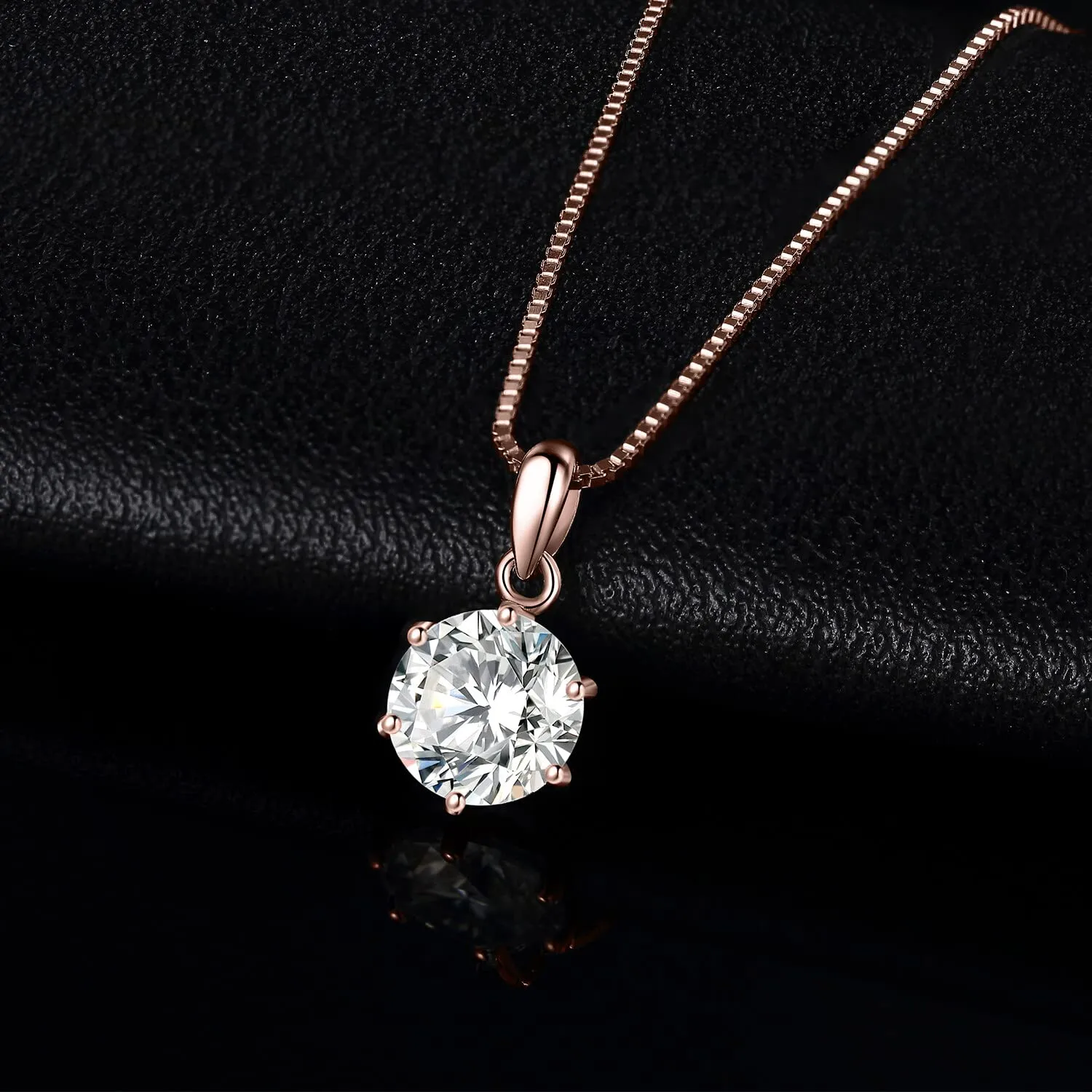 JewelryPalace 1.5ct Collana Solitario Donna Argento 925 con Creato Moissanite, Collana Ciondolo Pietra a Taglio Rotondo con Catena Maglia 45cm, Collane Pendenti in Oro Rosa Set Gioielli Donna - immagine 3
